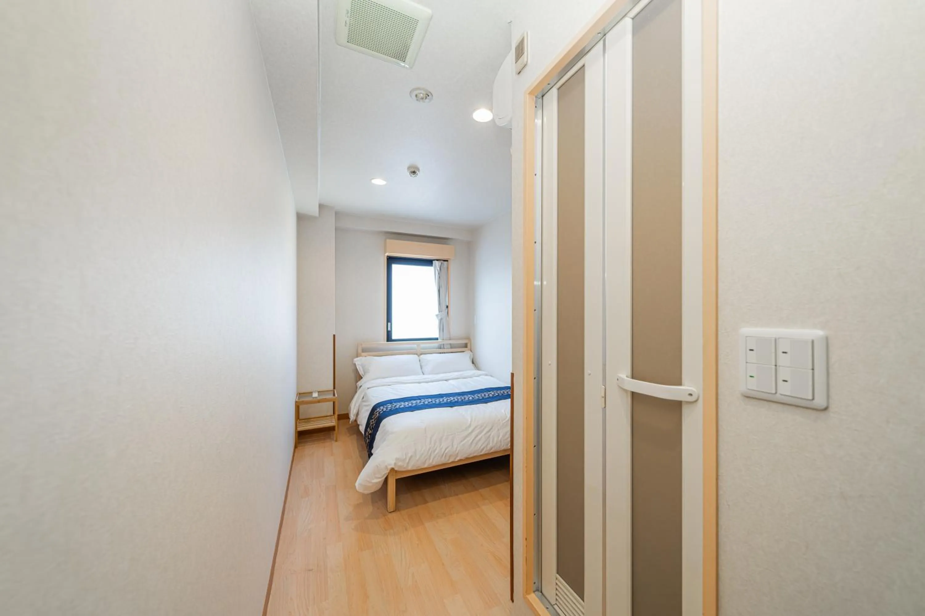 Bed in E JOY INN-East Nipoori Branch