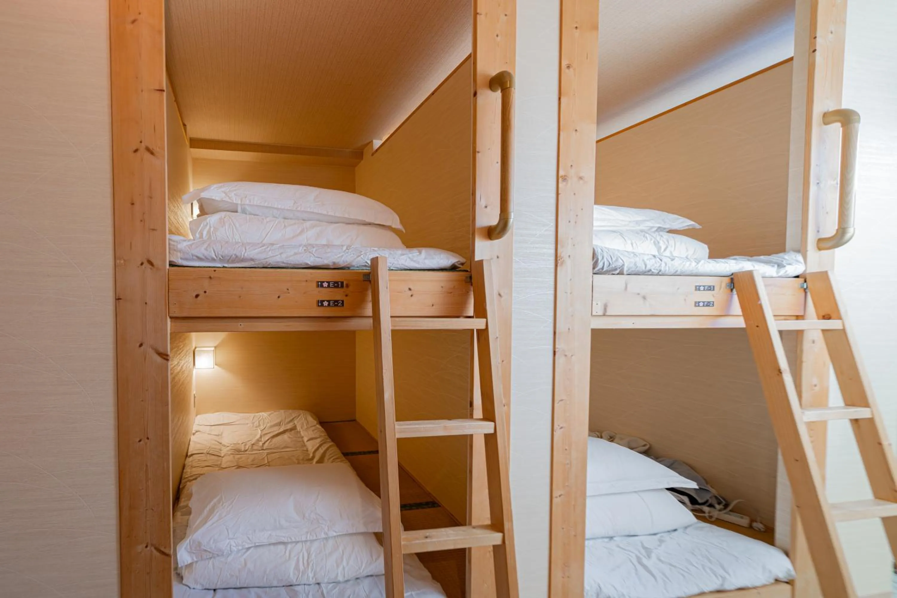 bunk bed, Bed in E JOY INN-East Nipoori Branch