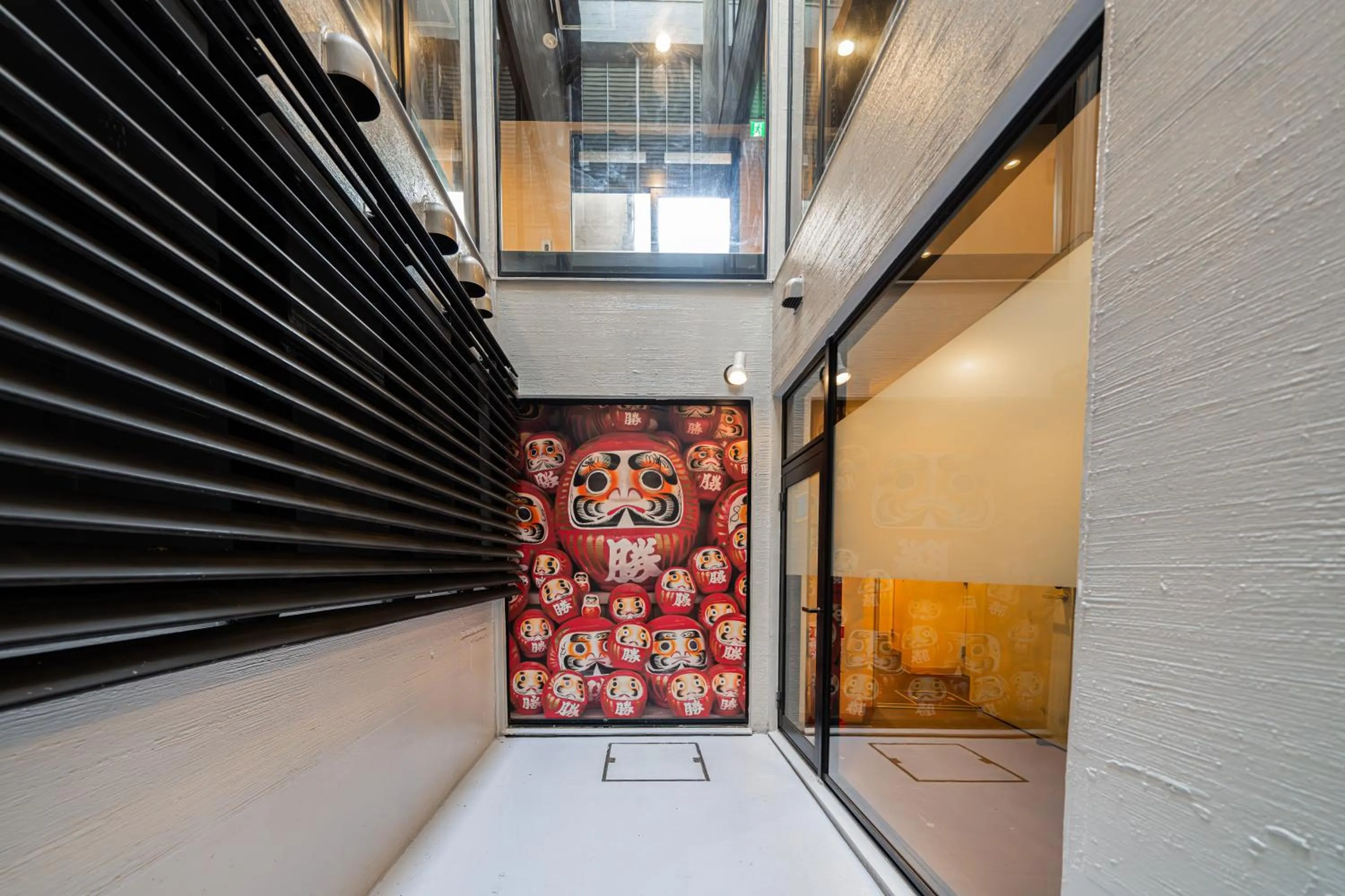 Seating area in E JOY INN-East Nipoori Branch