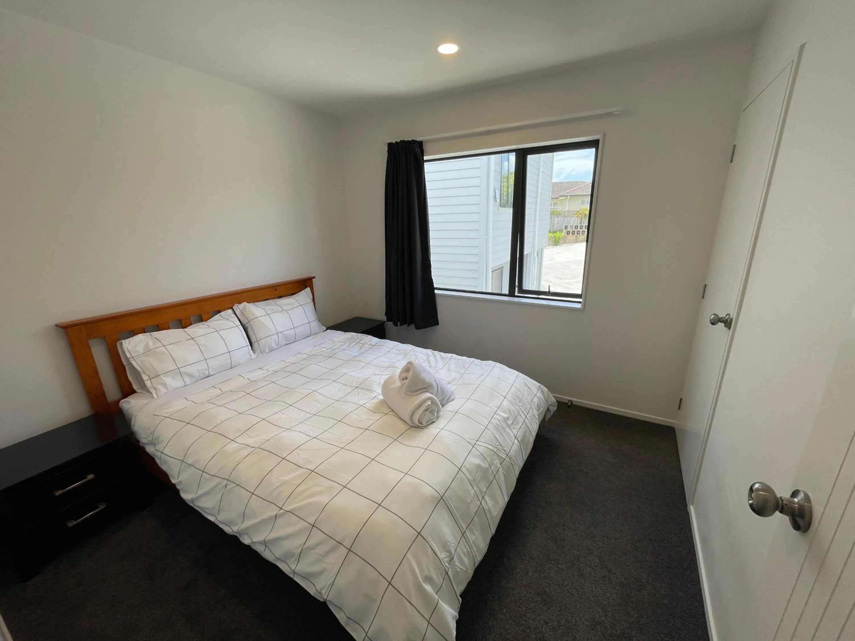 Bedroom, Bed in Modern Home by the Reserve