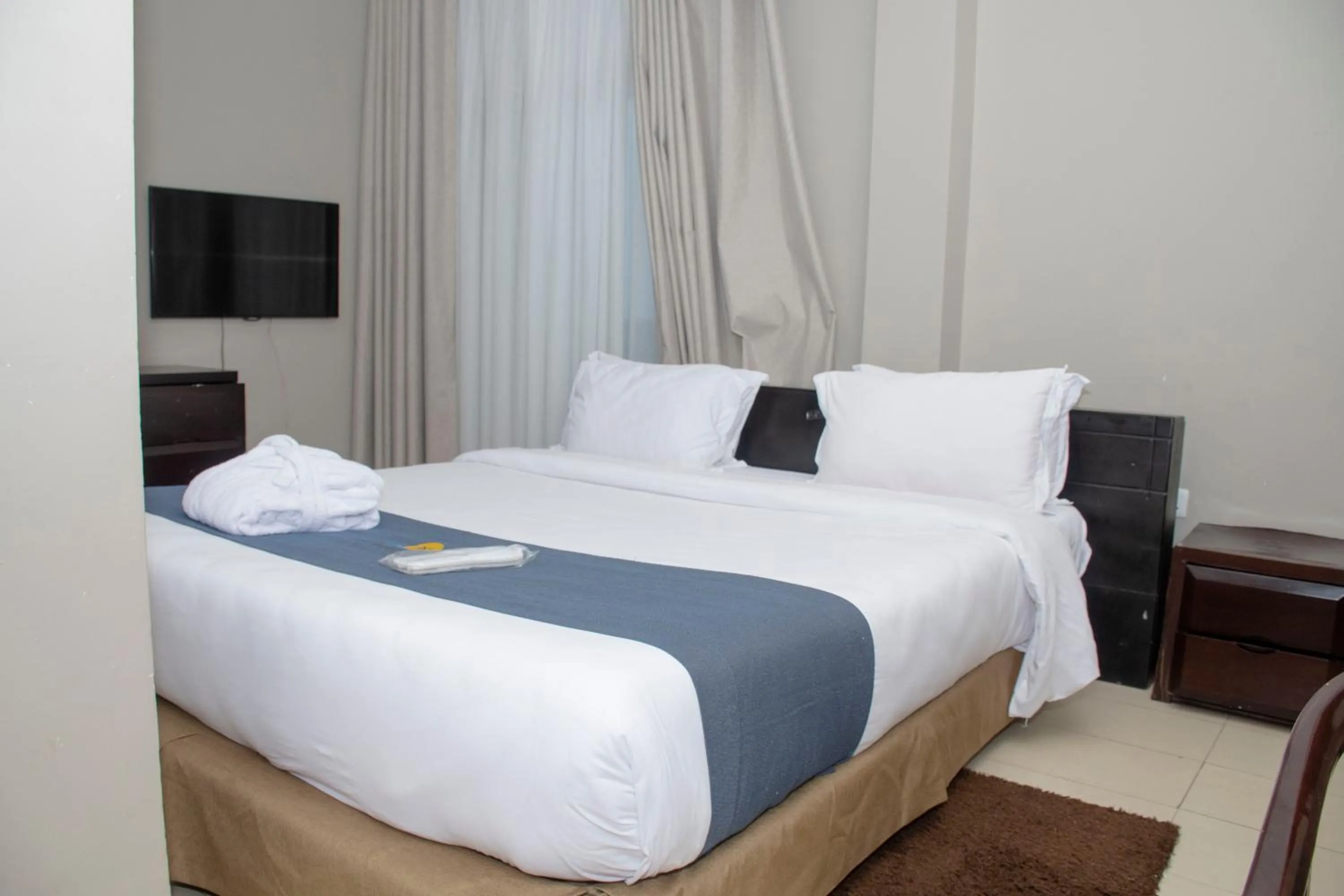 Bed in Oceanic Resort