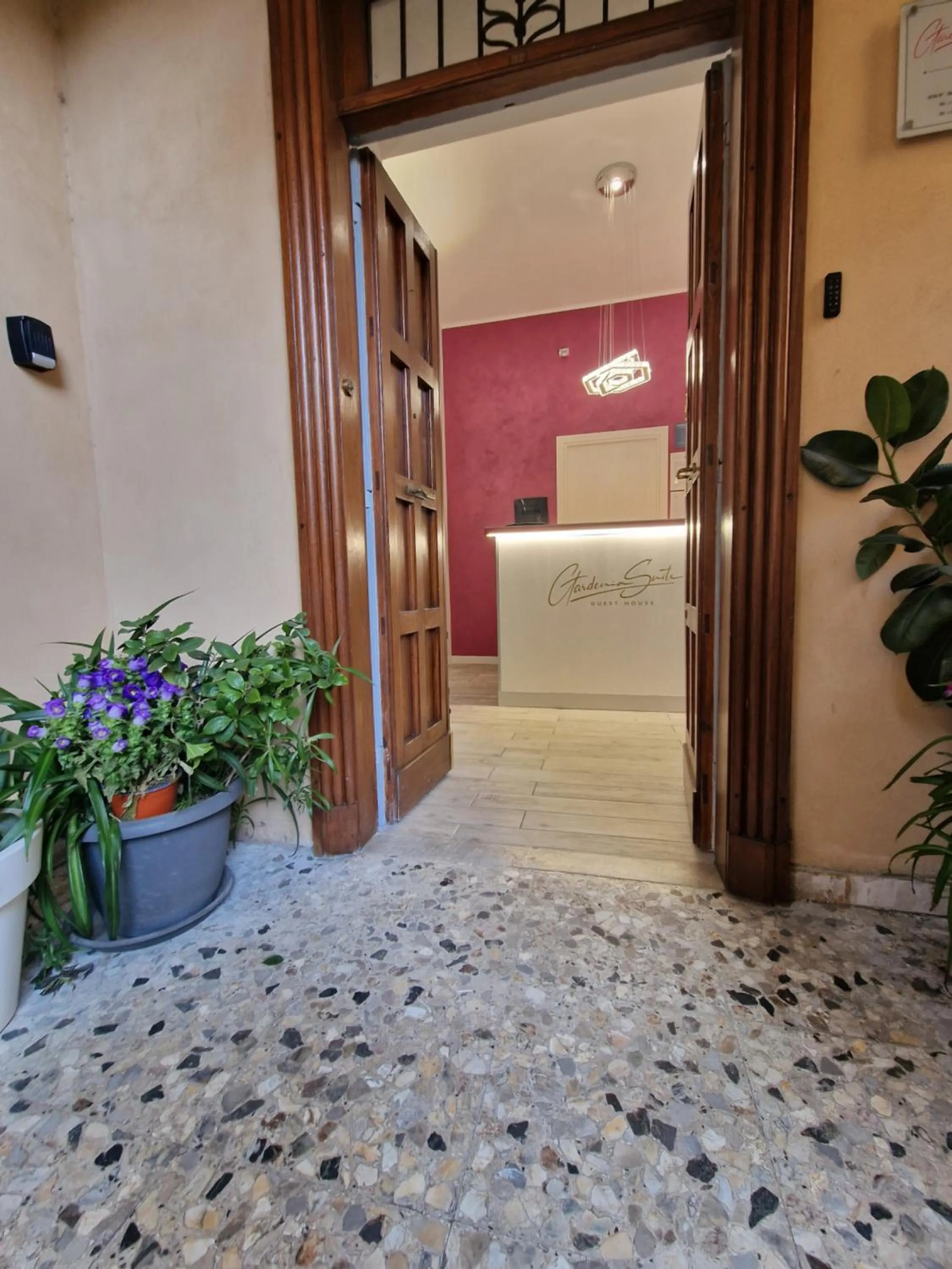 Facade/entrance in Gardenia Suite