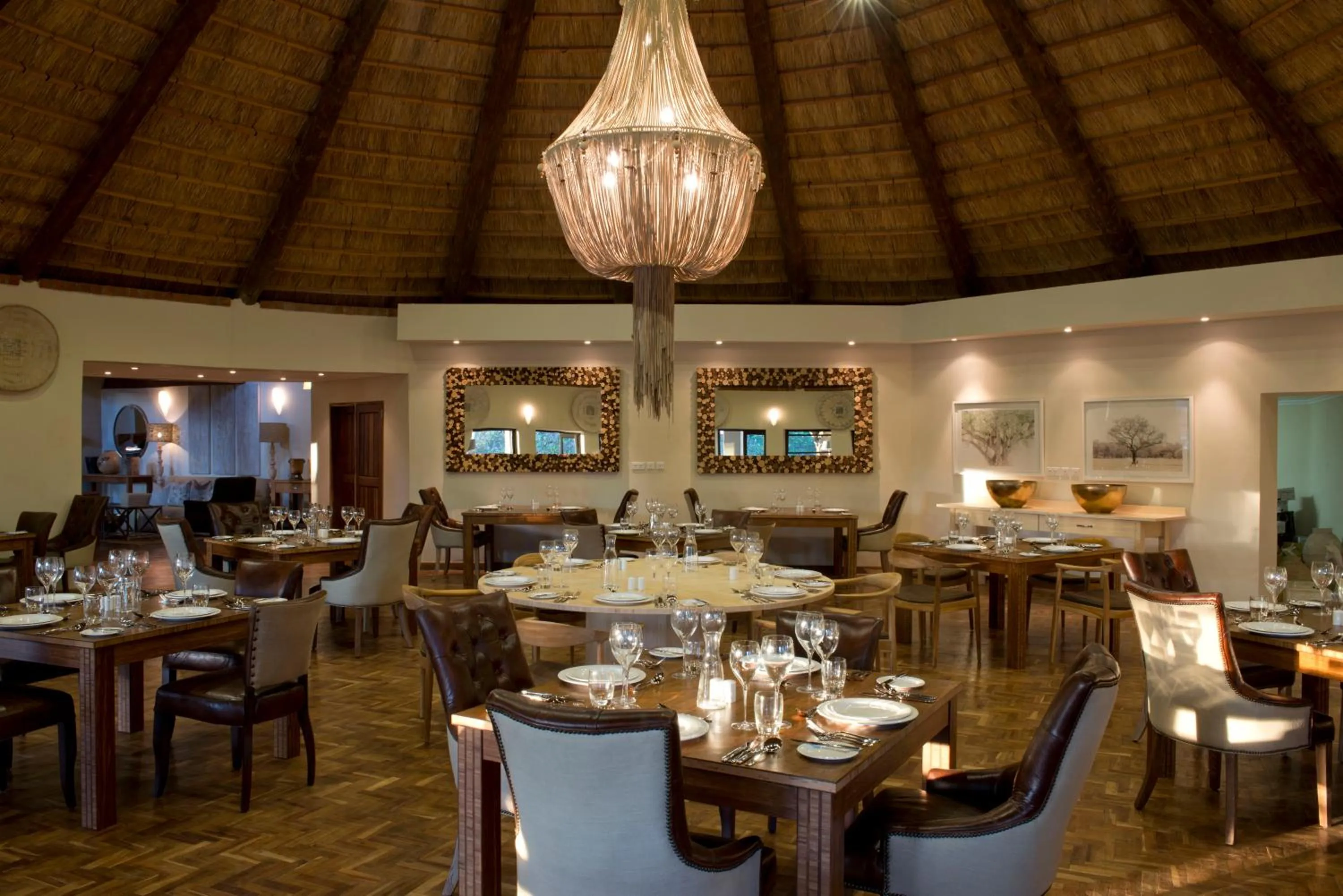 Restaurant/places to eat in Lilayi Lodge