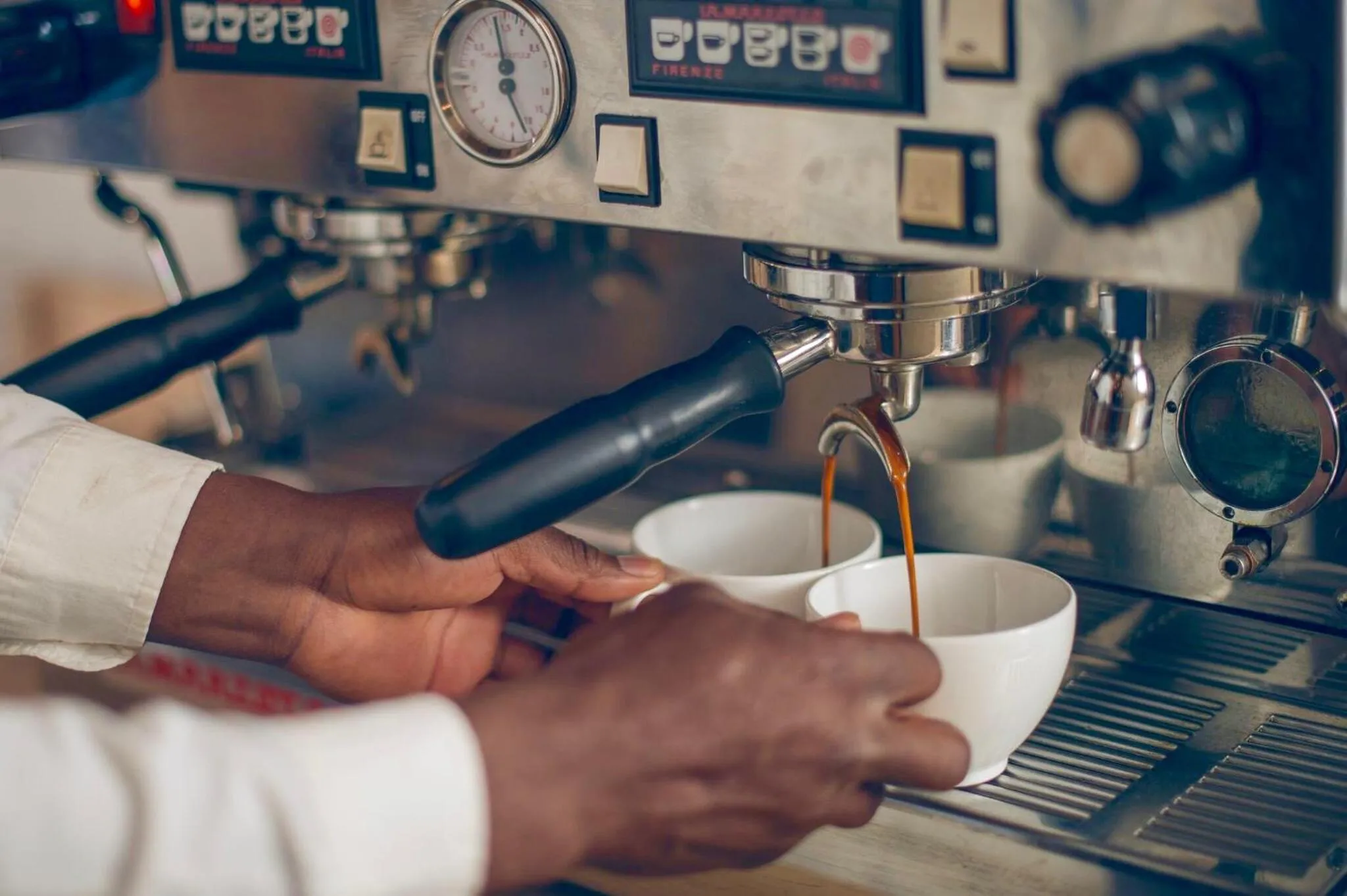 Coffee/tea facilities in Lilayi Lodge
