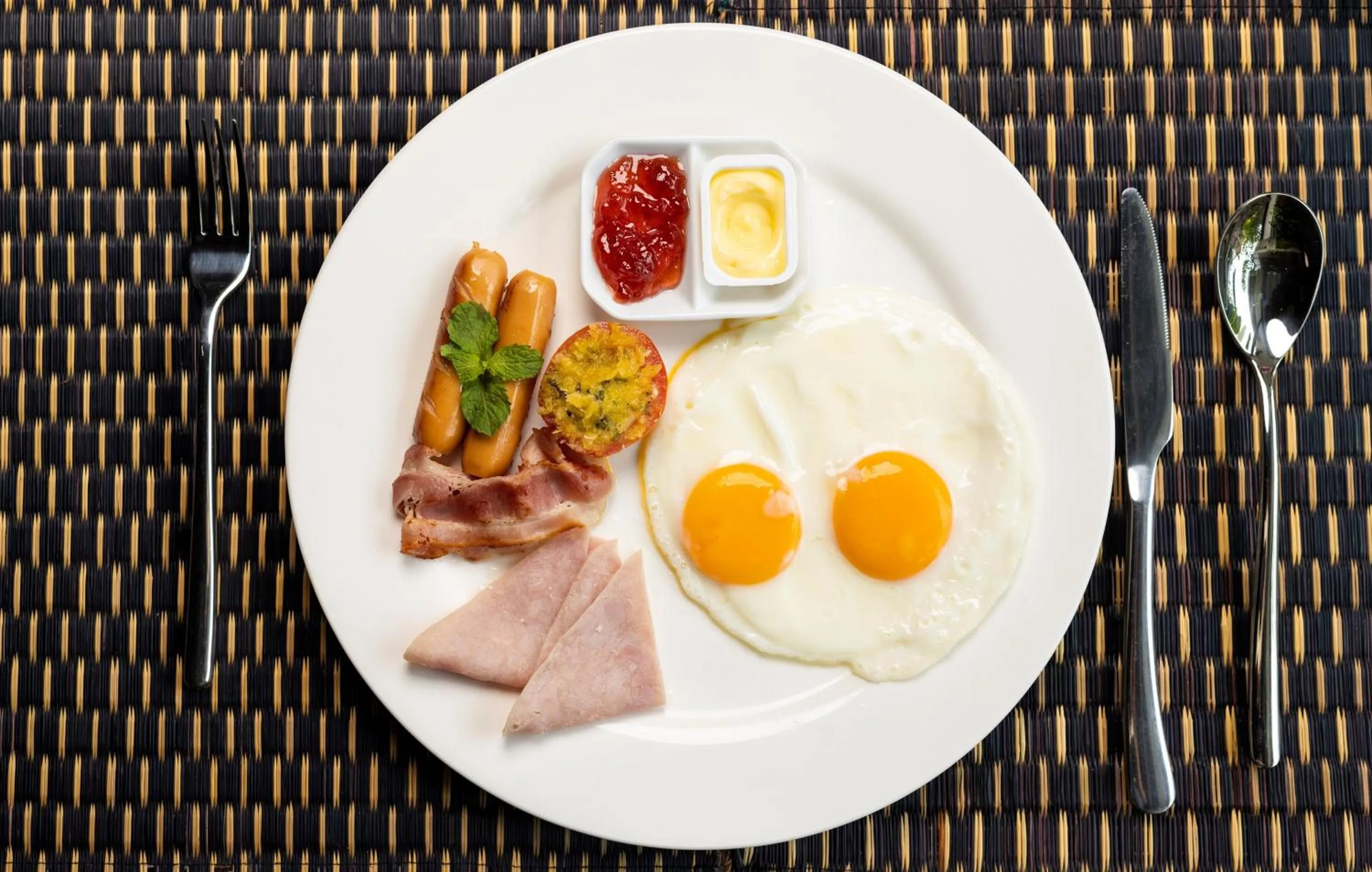 Breakfast in Le Vert Angkor Hotel