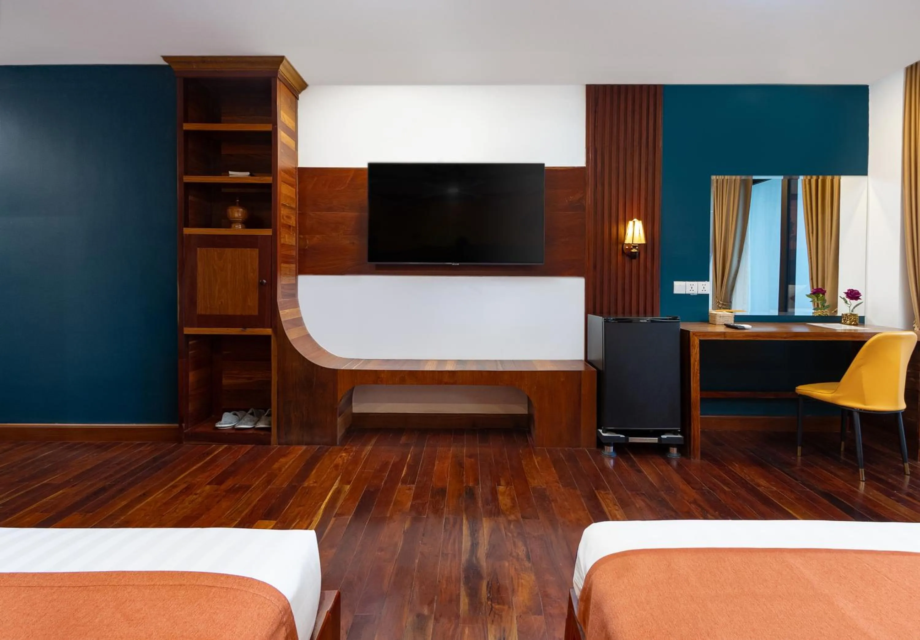 TV and multimedia, Bed in Le Vert Angkor Hotel