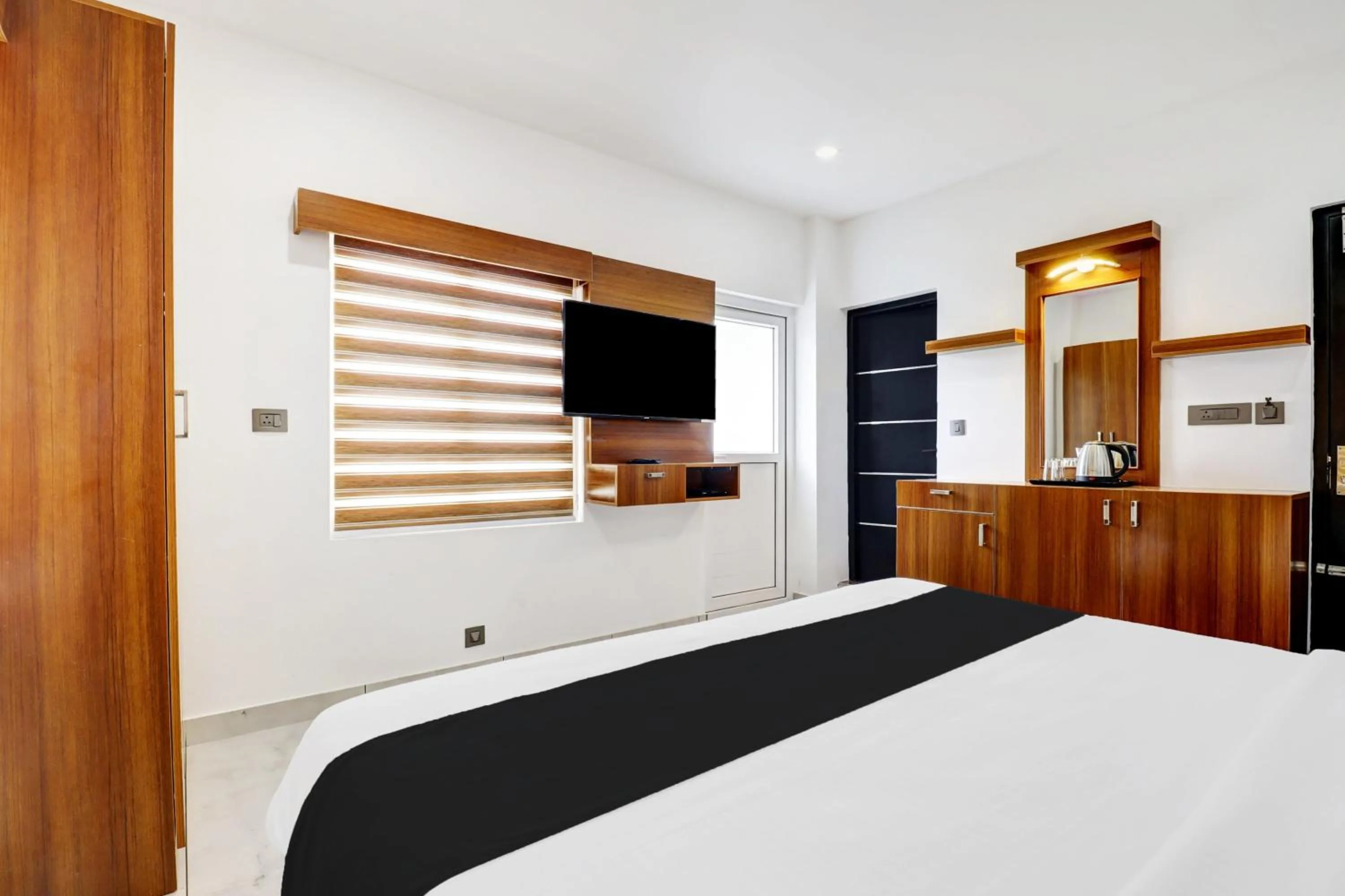 Bedroom, Bed in Collection O Munnar