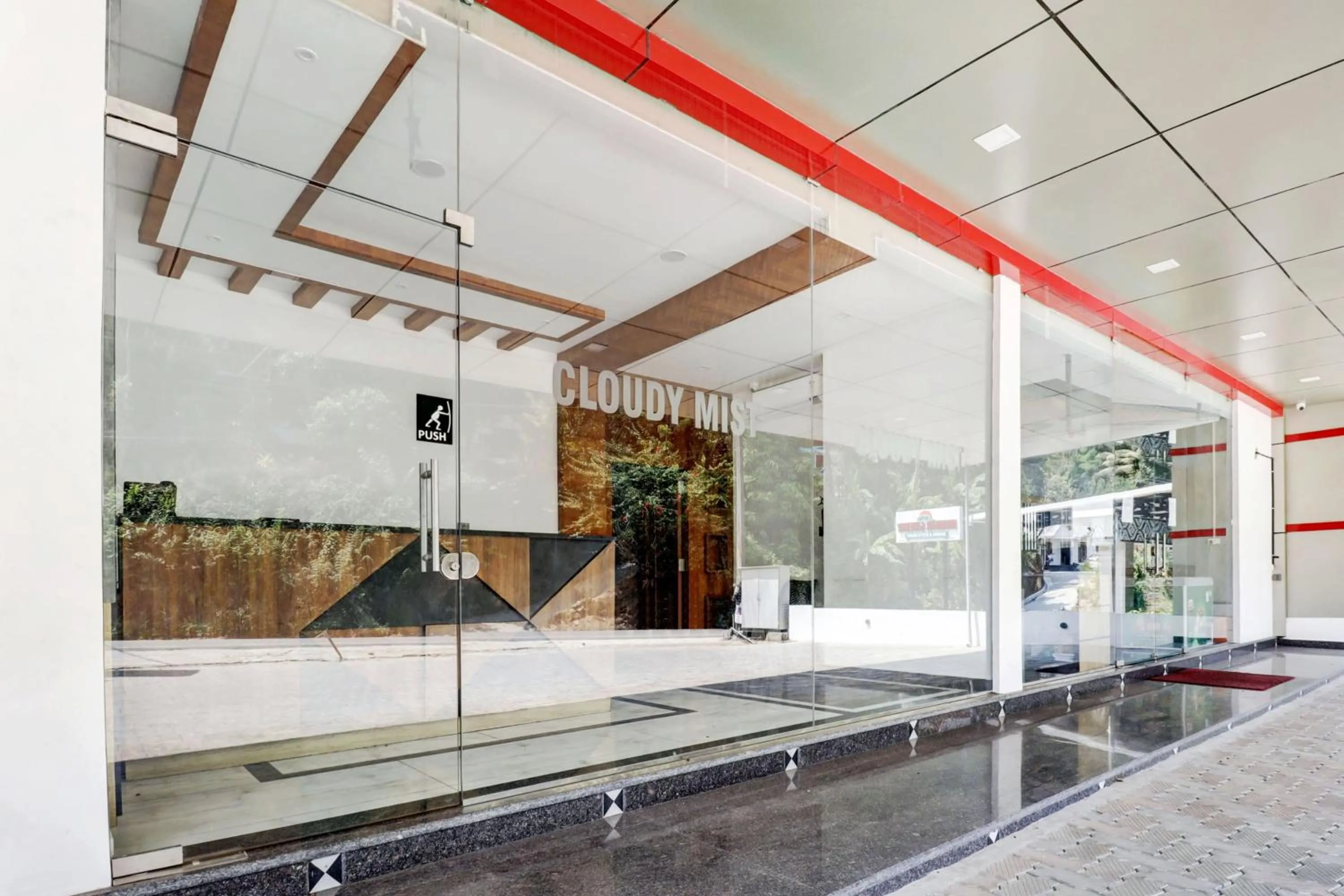 Facade/entrance in Collection O Munnar