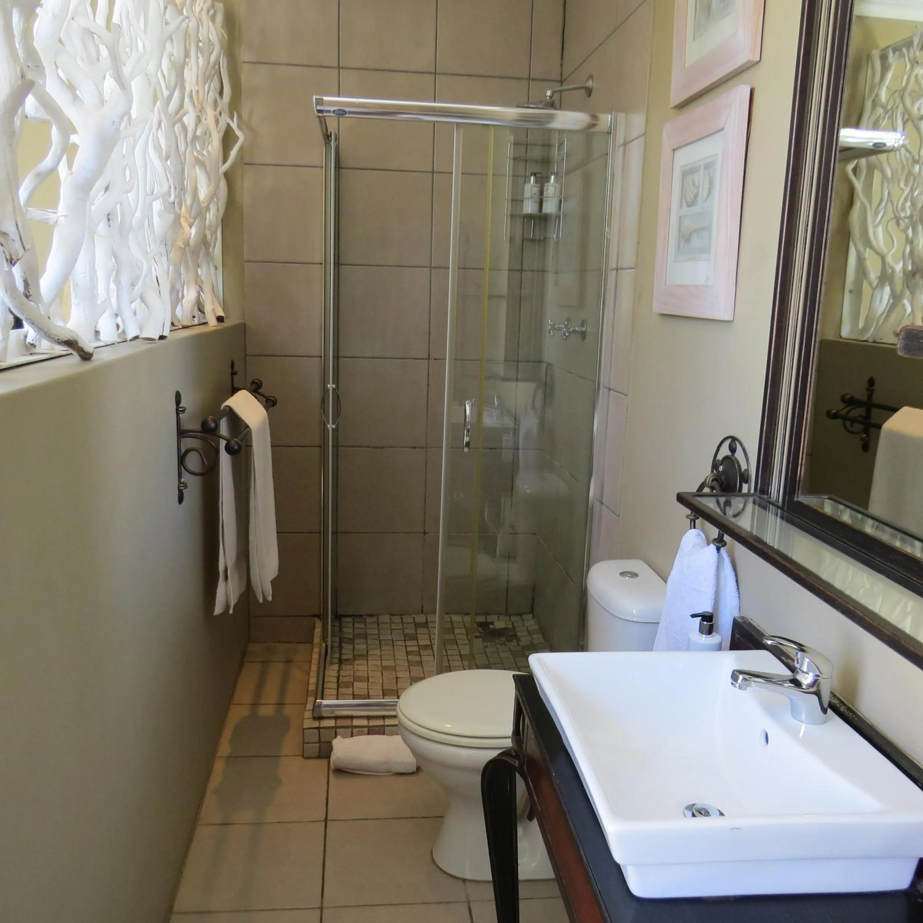 Bathroom in Marrakech Guest House