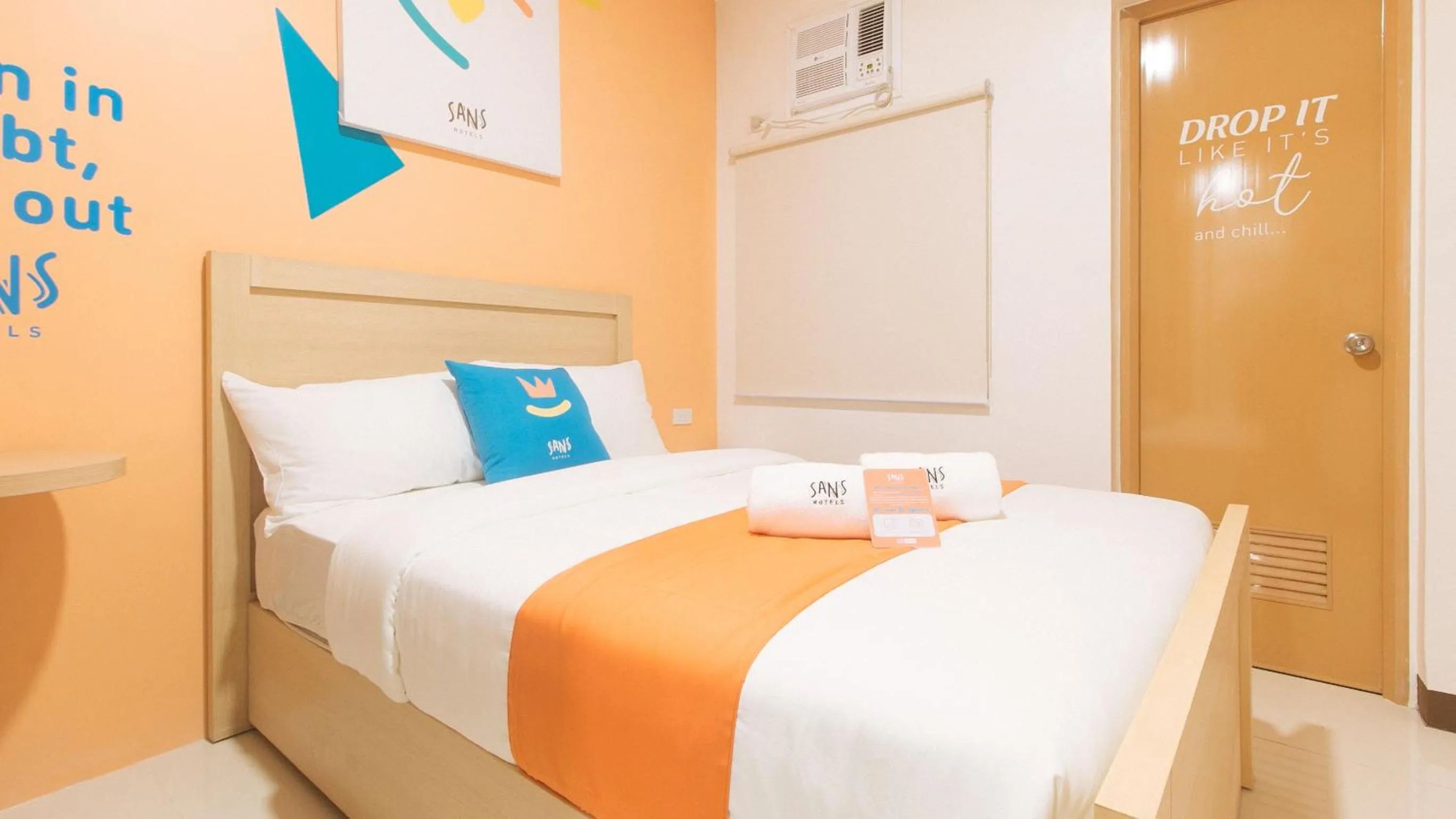 Bedroom, Bed in Sans Hotel at One JD Place Makati by RedDoorz