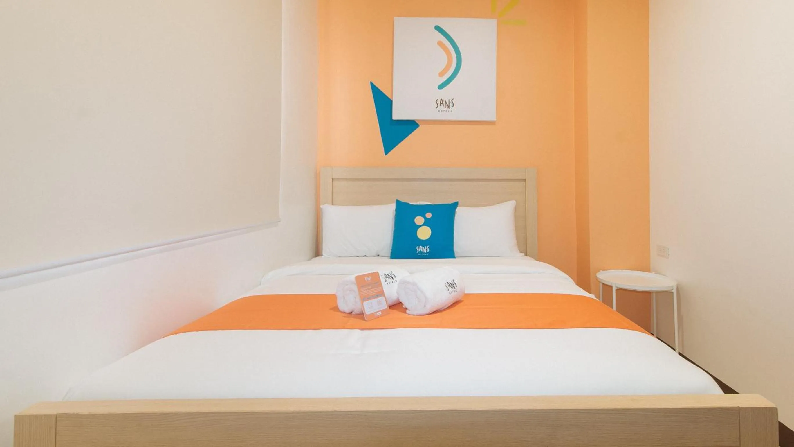 Bed in Sans Hotel at One JD Place Makati by RedDoorz