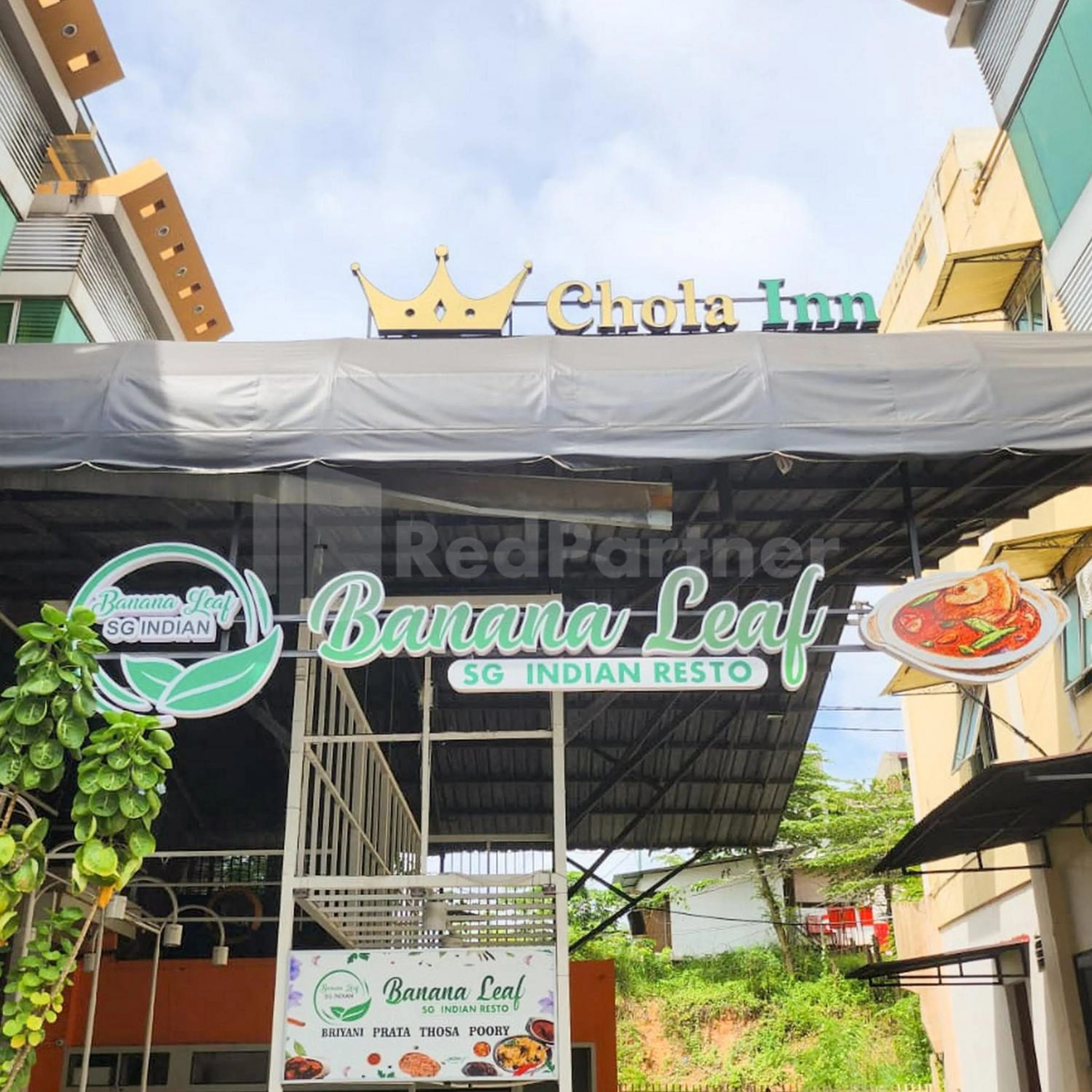 Restaurant/places to eat in Chola Inn at Nagoya Hill Batam Mitra RedDoorz