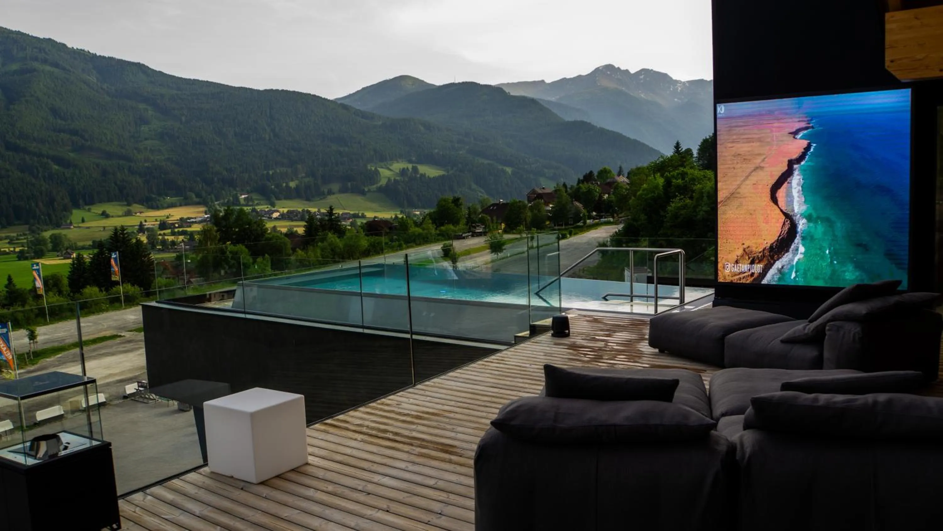 Property building in Das Liftplatzl