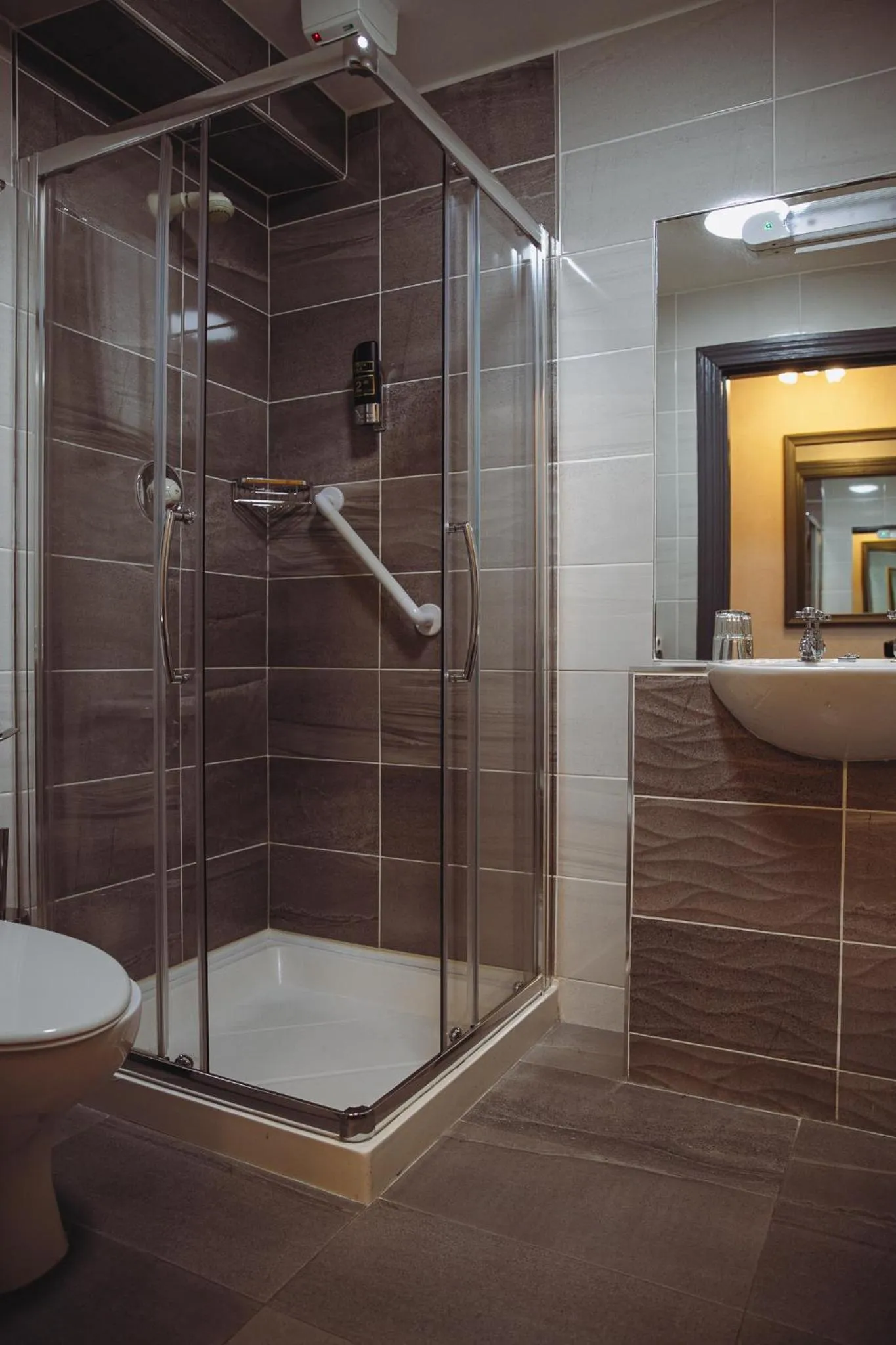 Bedroom in Muskerry Arms Bar and B&B