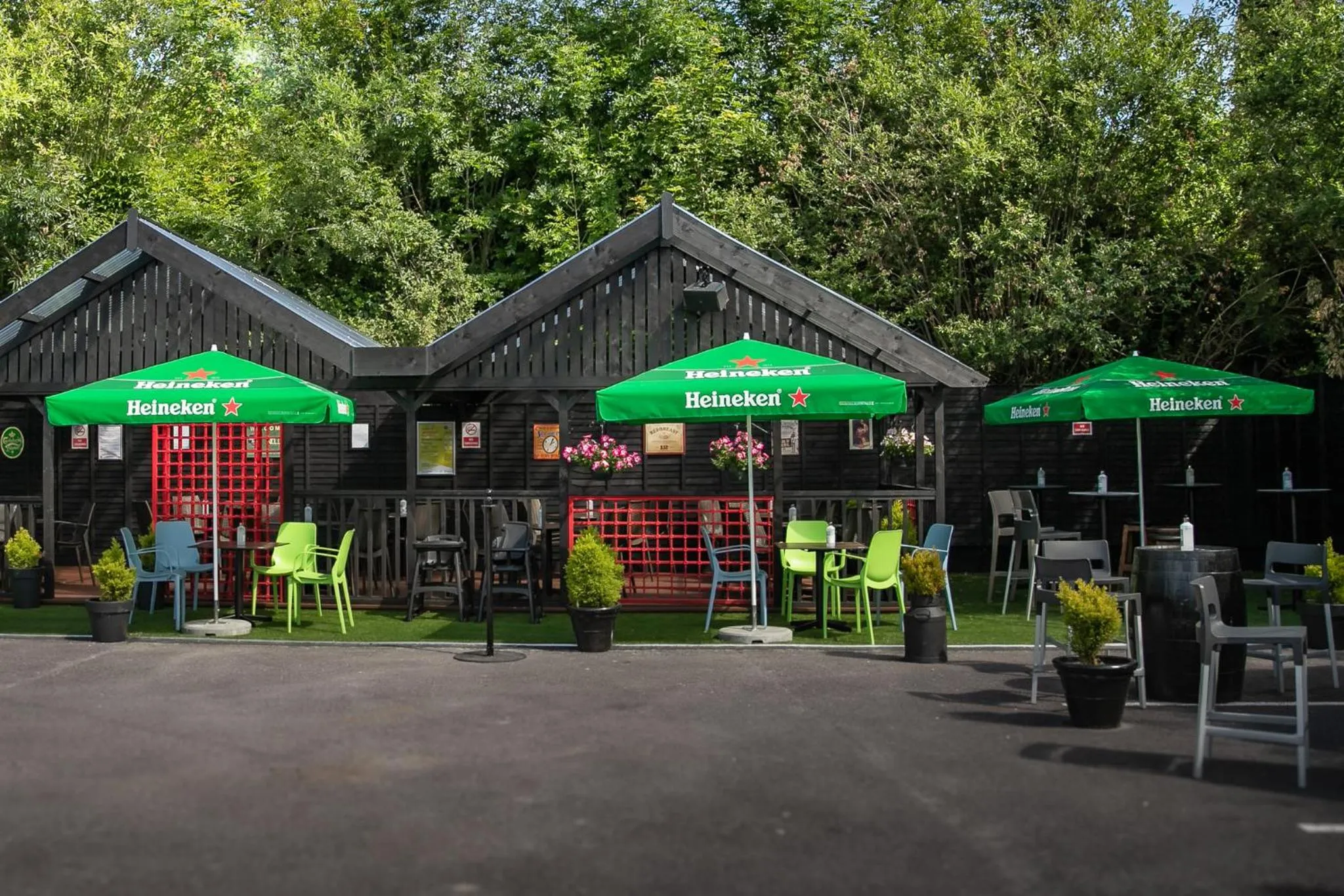 Property building in Muskerry Arms Bar and B&B