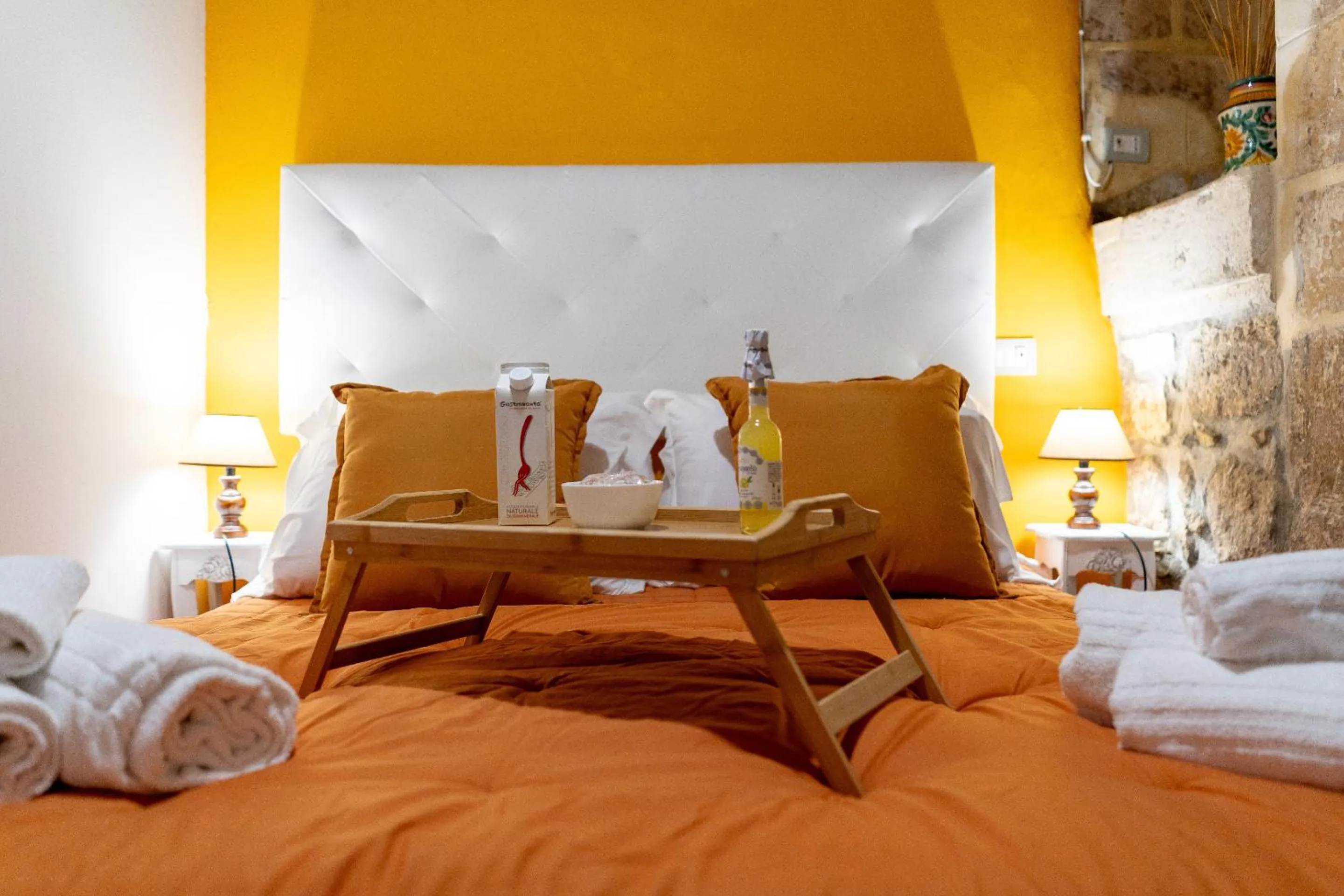 Bedroom, Bed in Elsa d'Ortigia - I TRE ARCHI