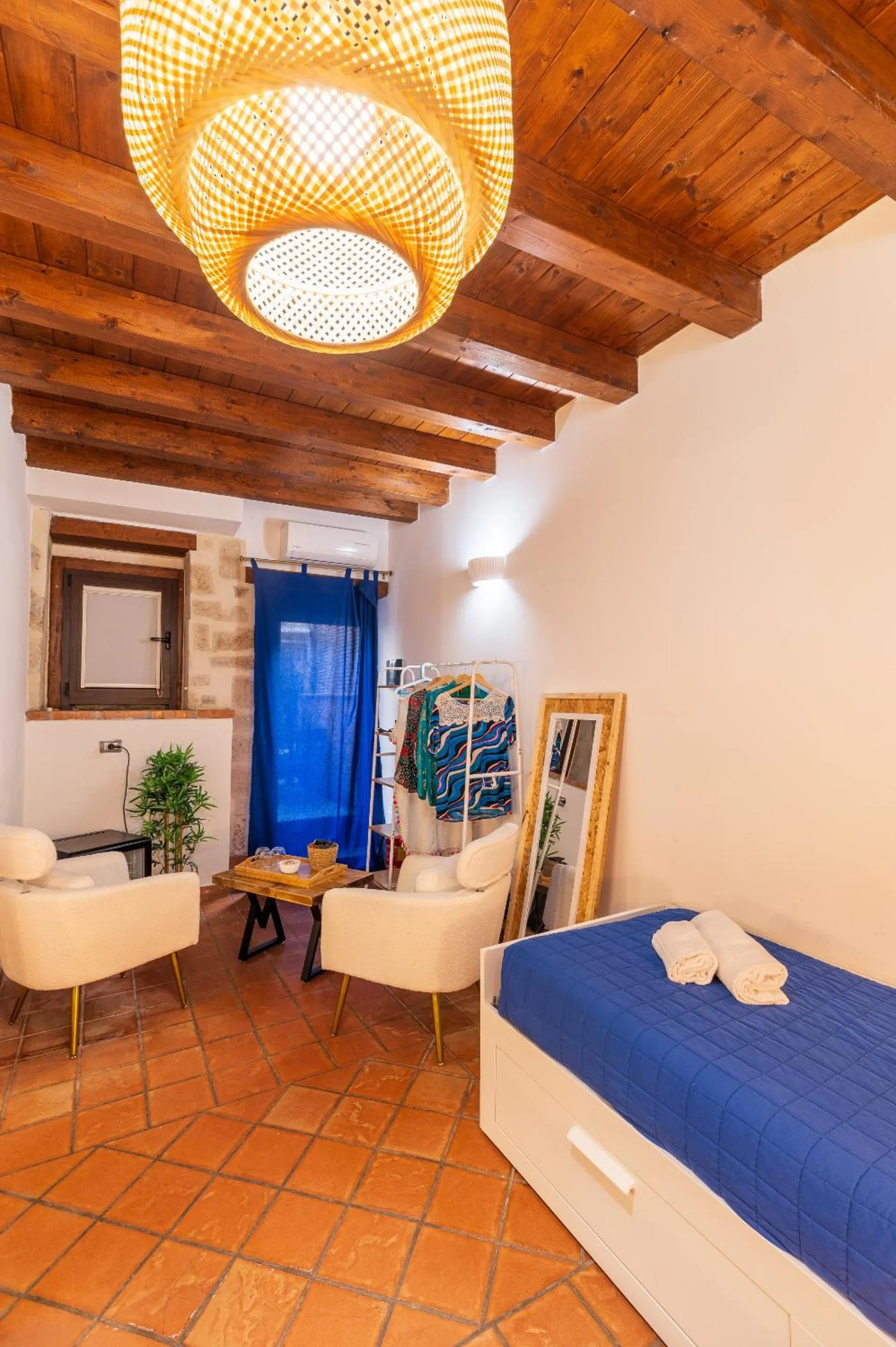 Bedroom, Bed in Elsa d'Ortigia - I TRE ARCHI