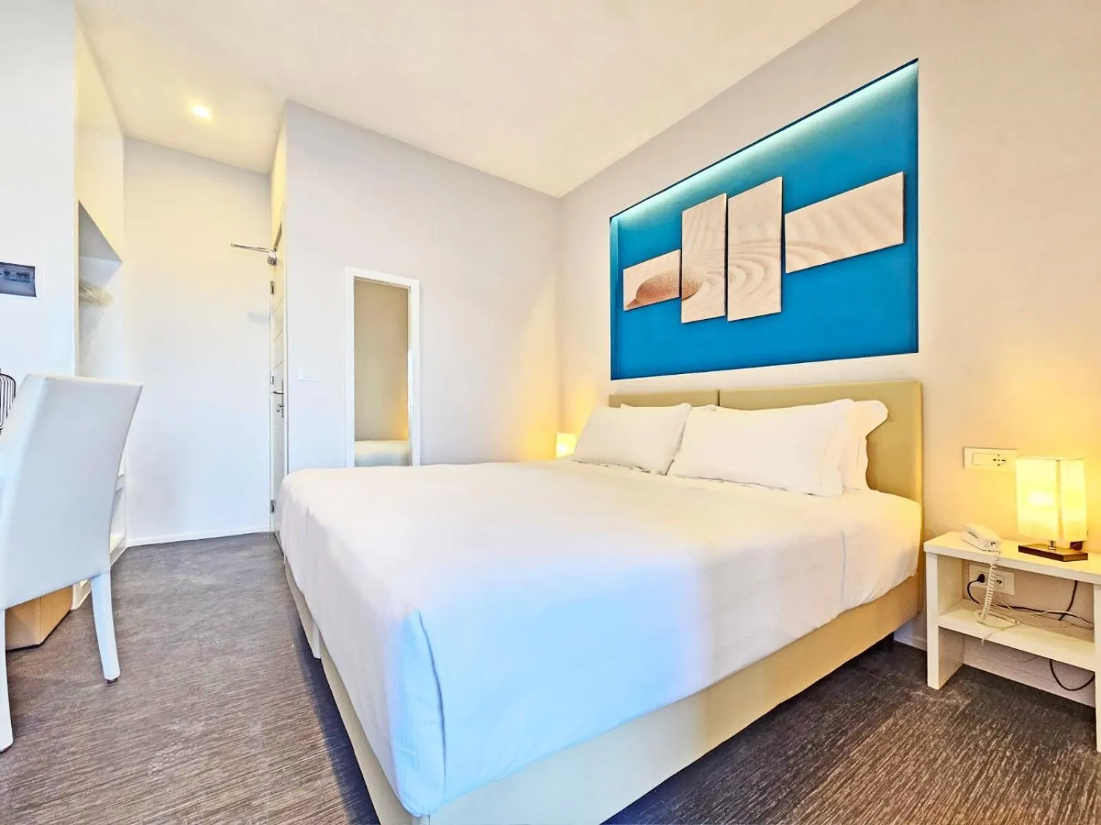 Photo of the whole room, Bed in Hotel l'Approdo