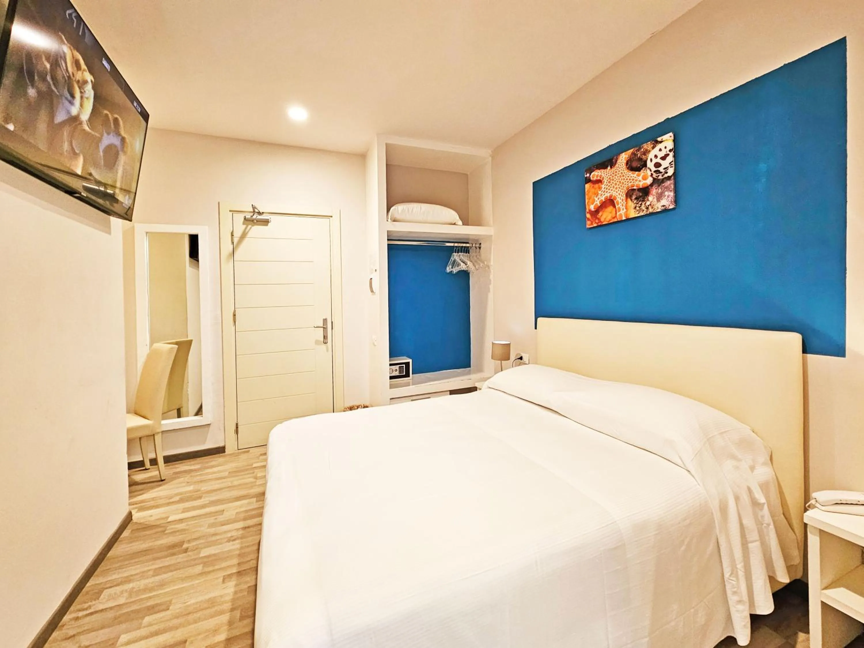 Bedroom, Bed in Hotel l'Approdo