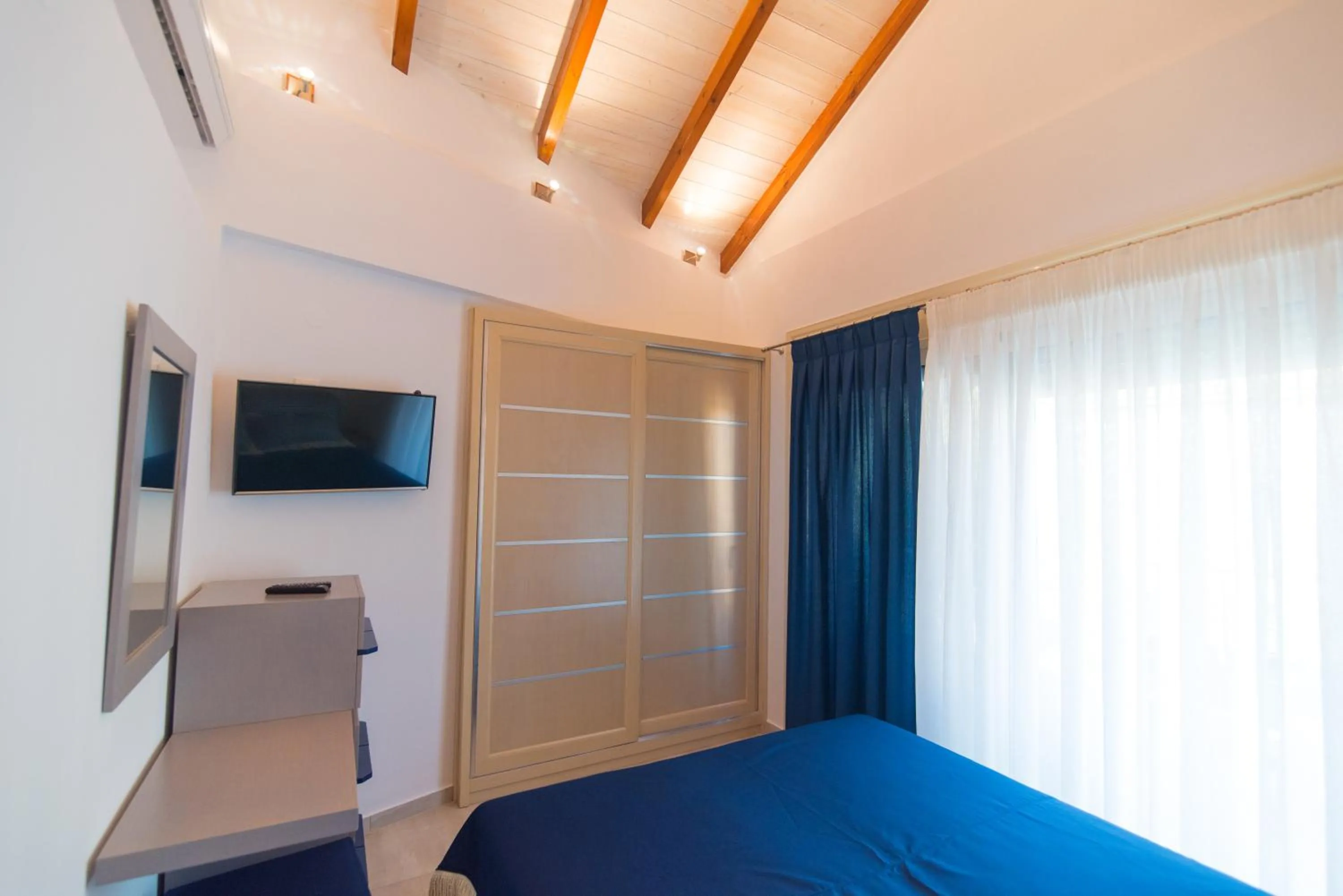 Bed in All Saints Villas