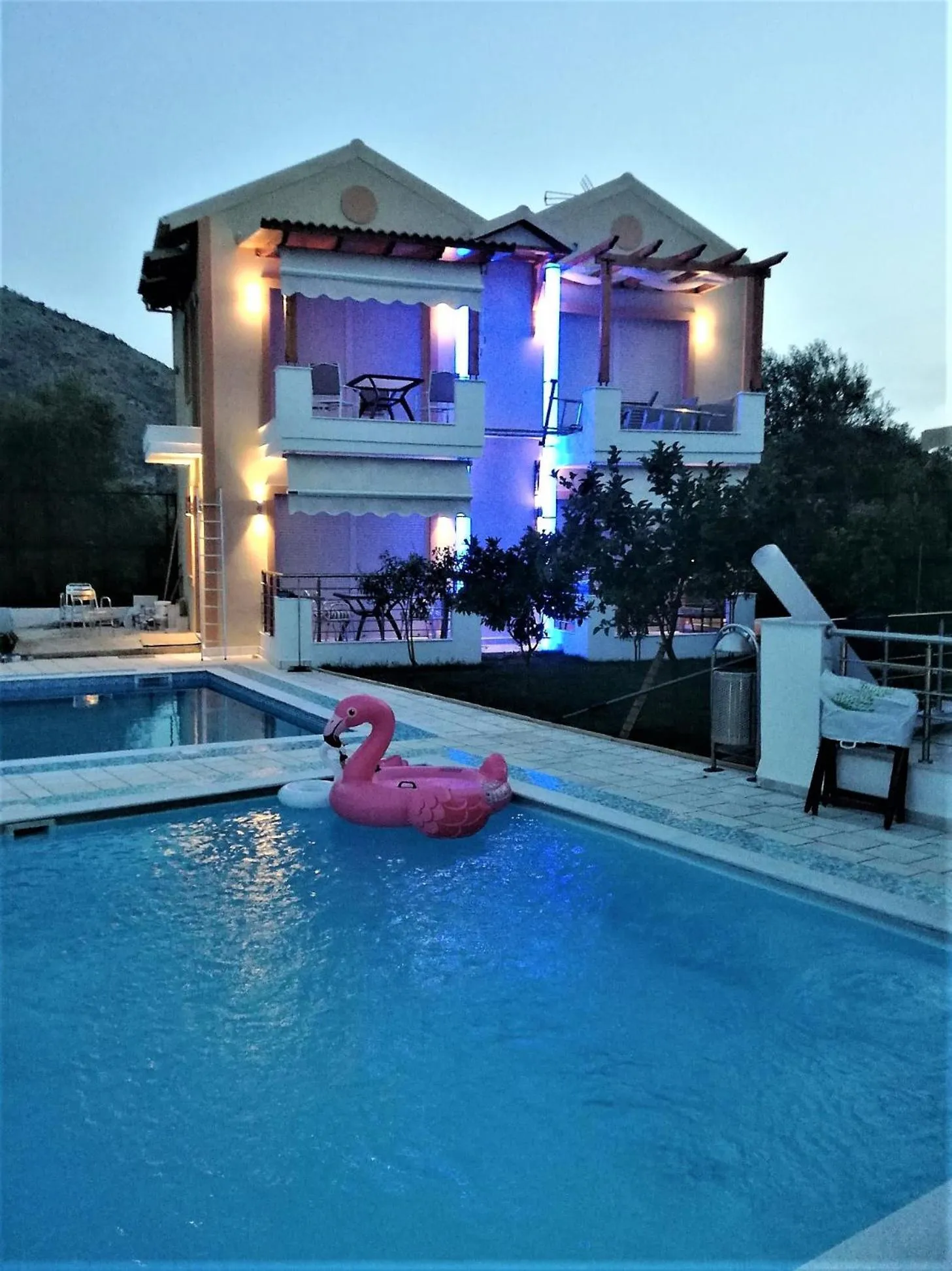 Garden in All Saints Villas