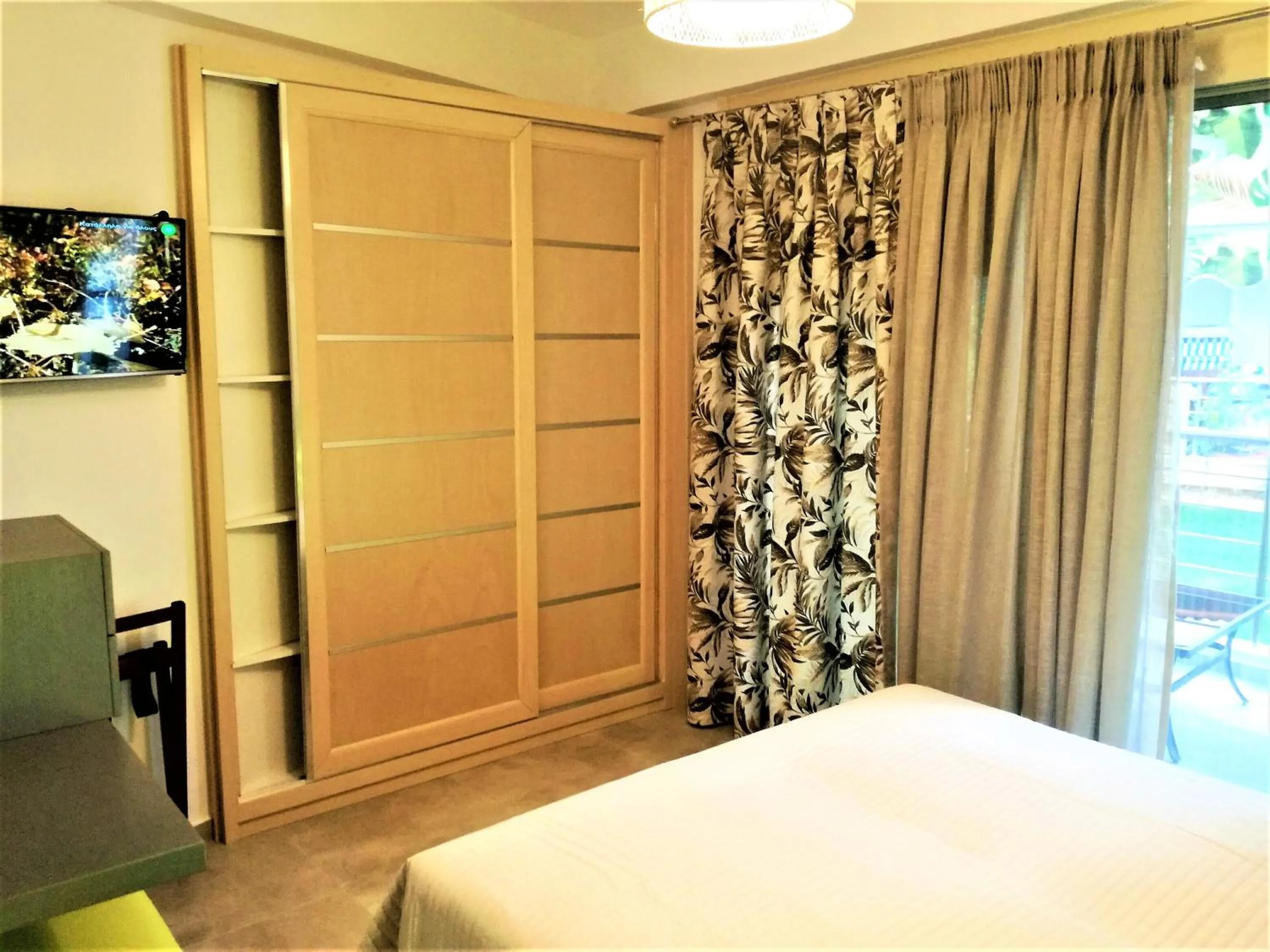 Bed in All Saints Villas