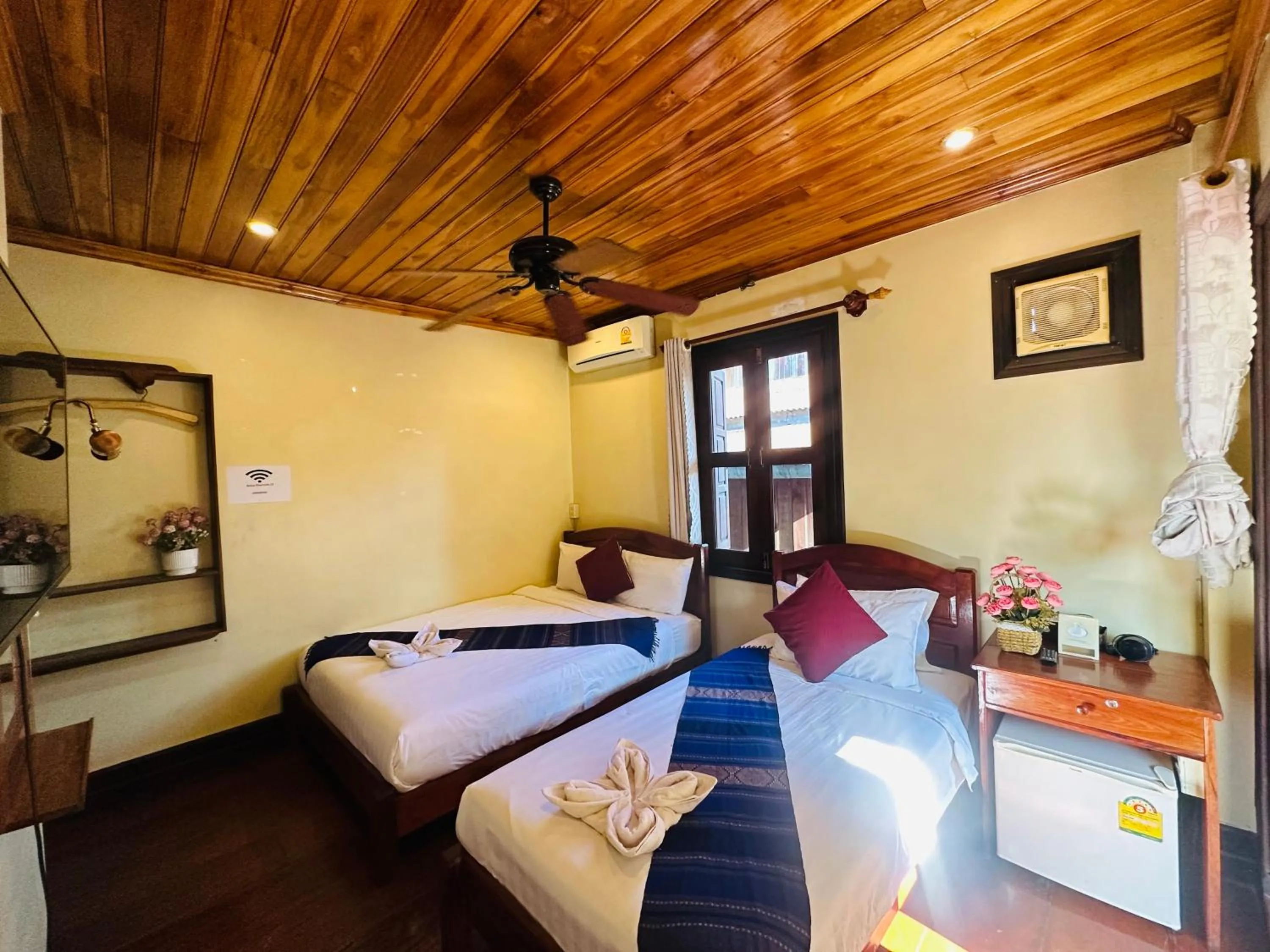 TV and multimedia, Bed in Anisa Mekong Riverside Villa