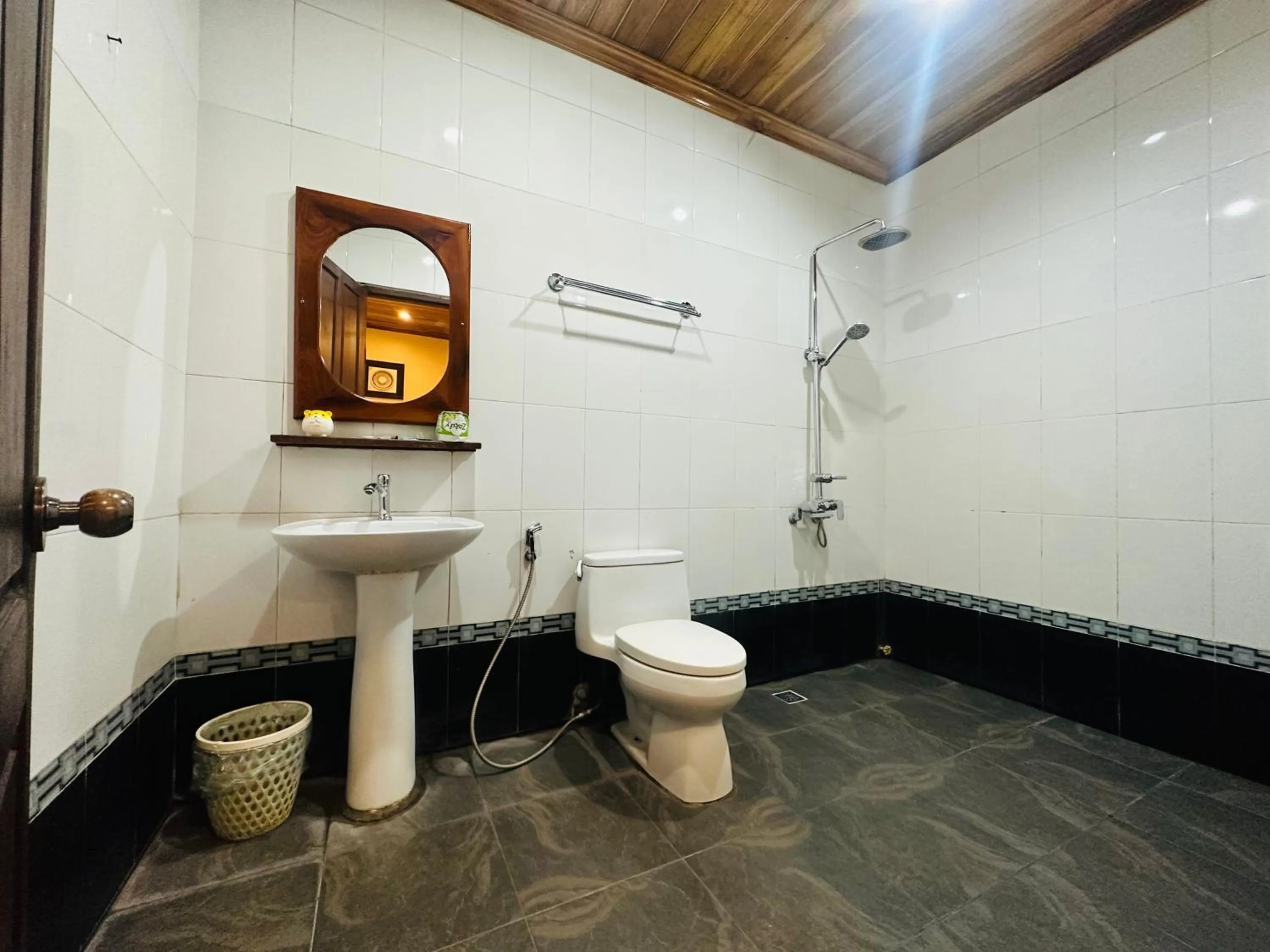 Shower in Anisa Mekong Riverside Villa