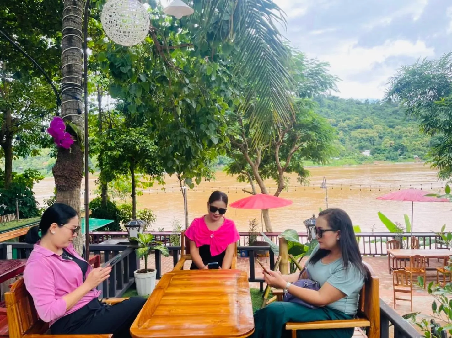 Restaurant/places to eat in Anisa Mekong Riverside Villa