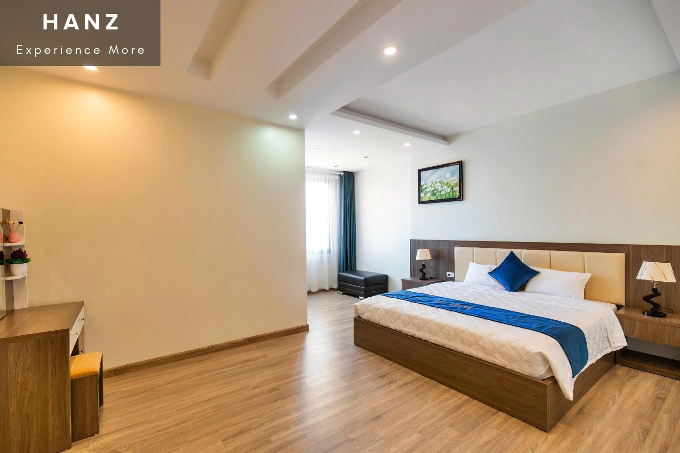 Bed in HANZ Noi Bai Airport Hotel