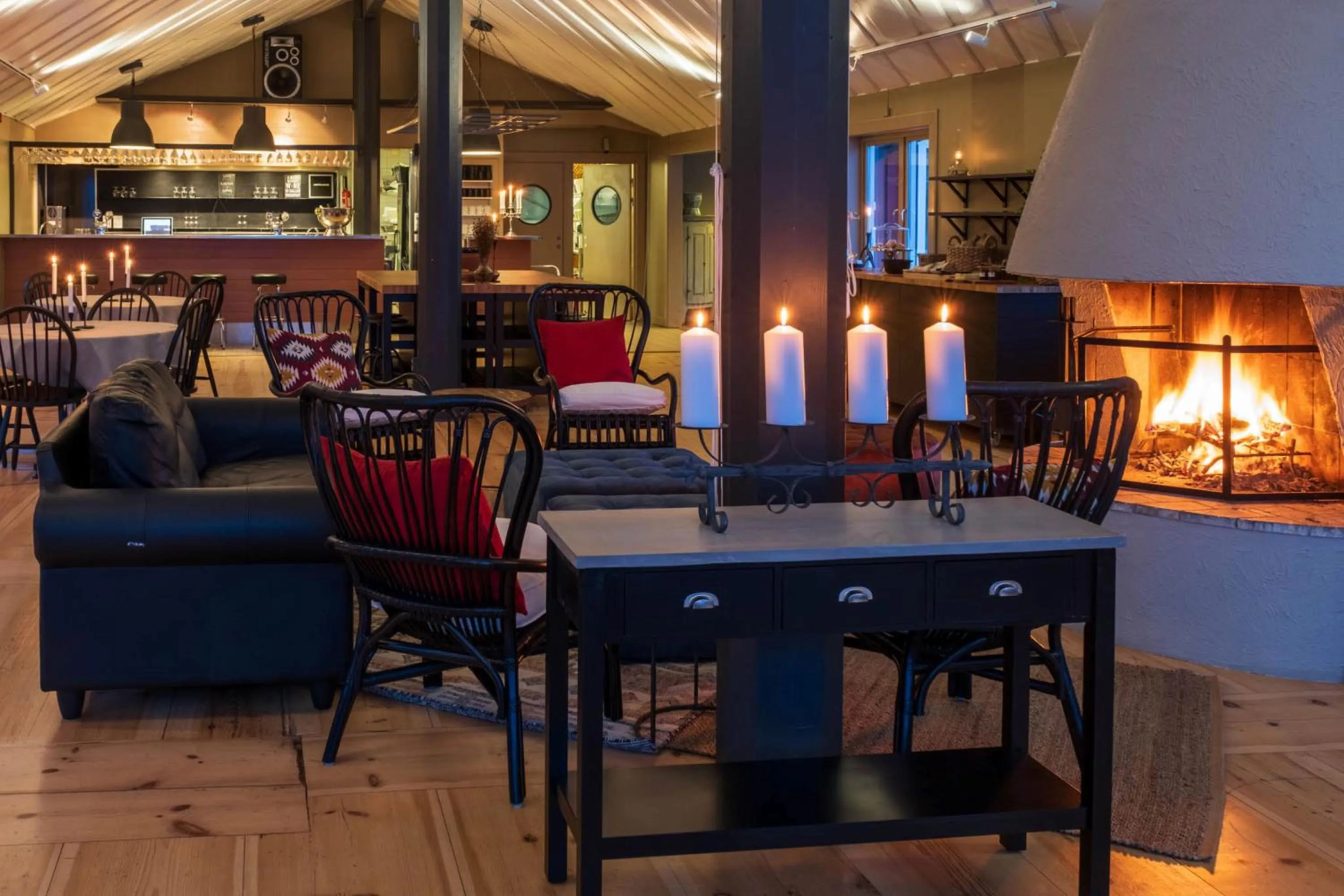 Restaurant/places to eat in Norrfällsviken Rum & Kök