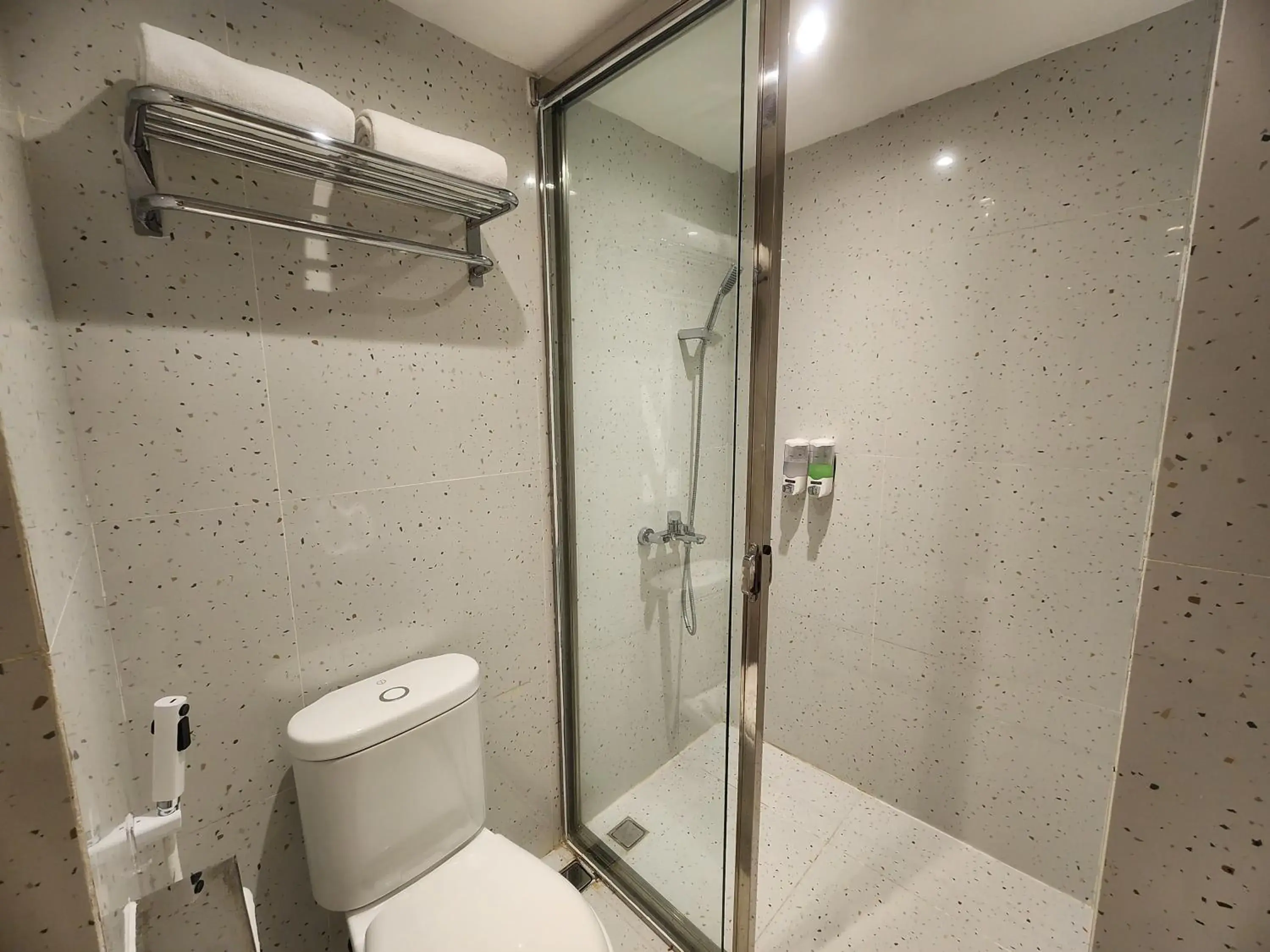 Deluxe King Room in Gulala Azana Hotel & Resort Guci Tegal Deluxe King Room in Gulala Azana Hotel & Resort Guci Tegal