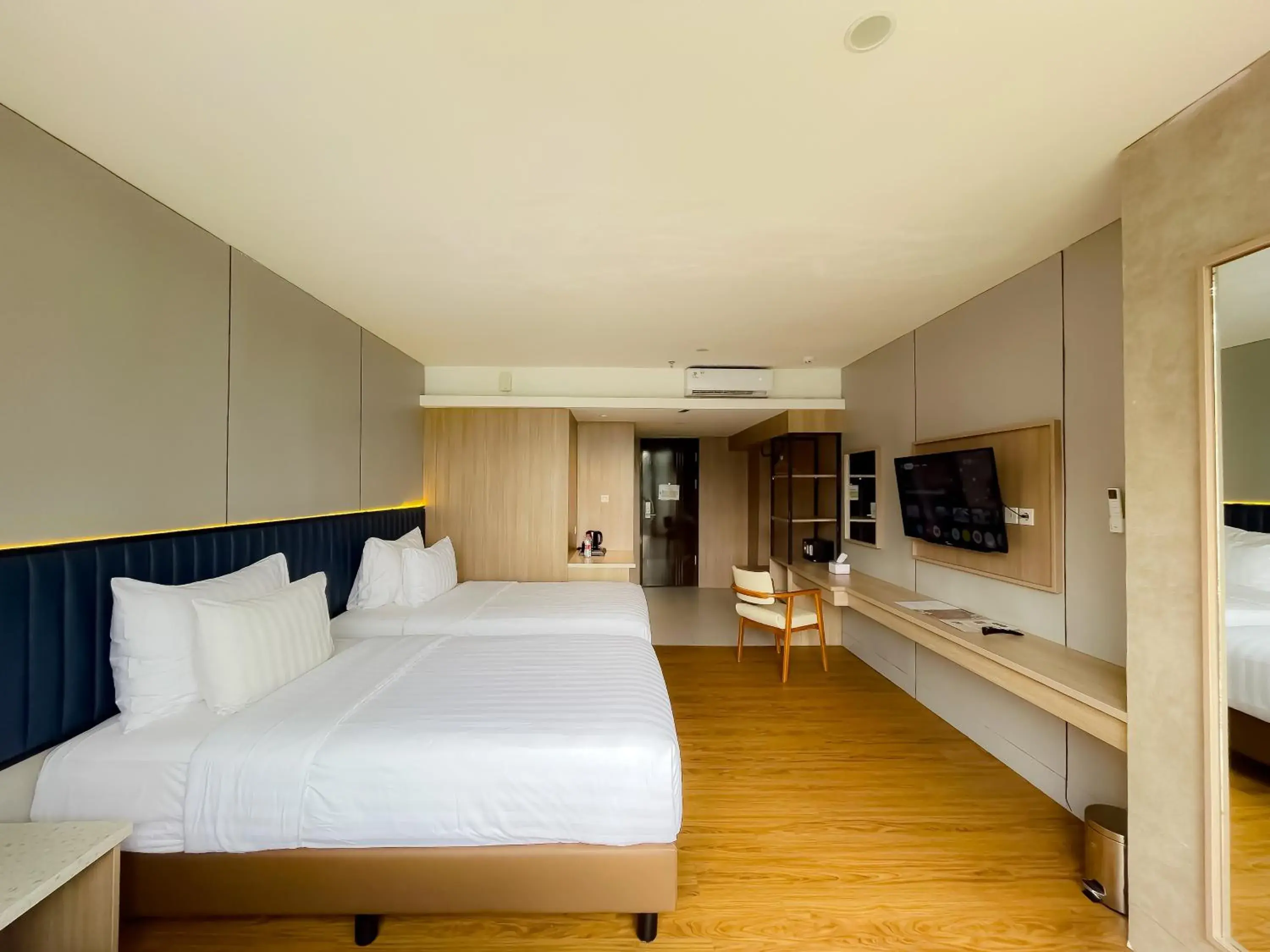 Twin Room with Pool View in Gulala Azana Hotel & Resort Guci Tegal Twin Room with Pool View in Gulala Azana Hotel & Resort Guci Tegal