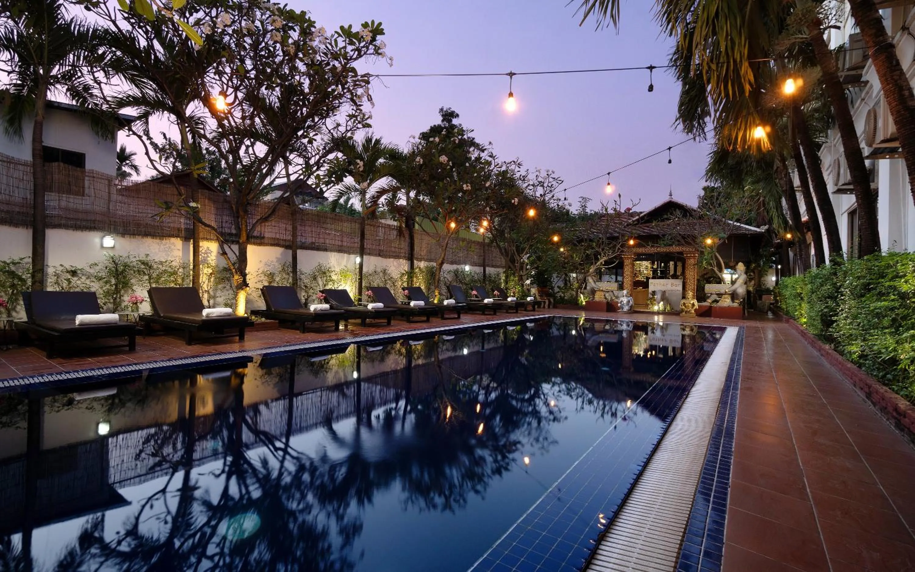 Night in Harmony Indochine d'Angkor