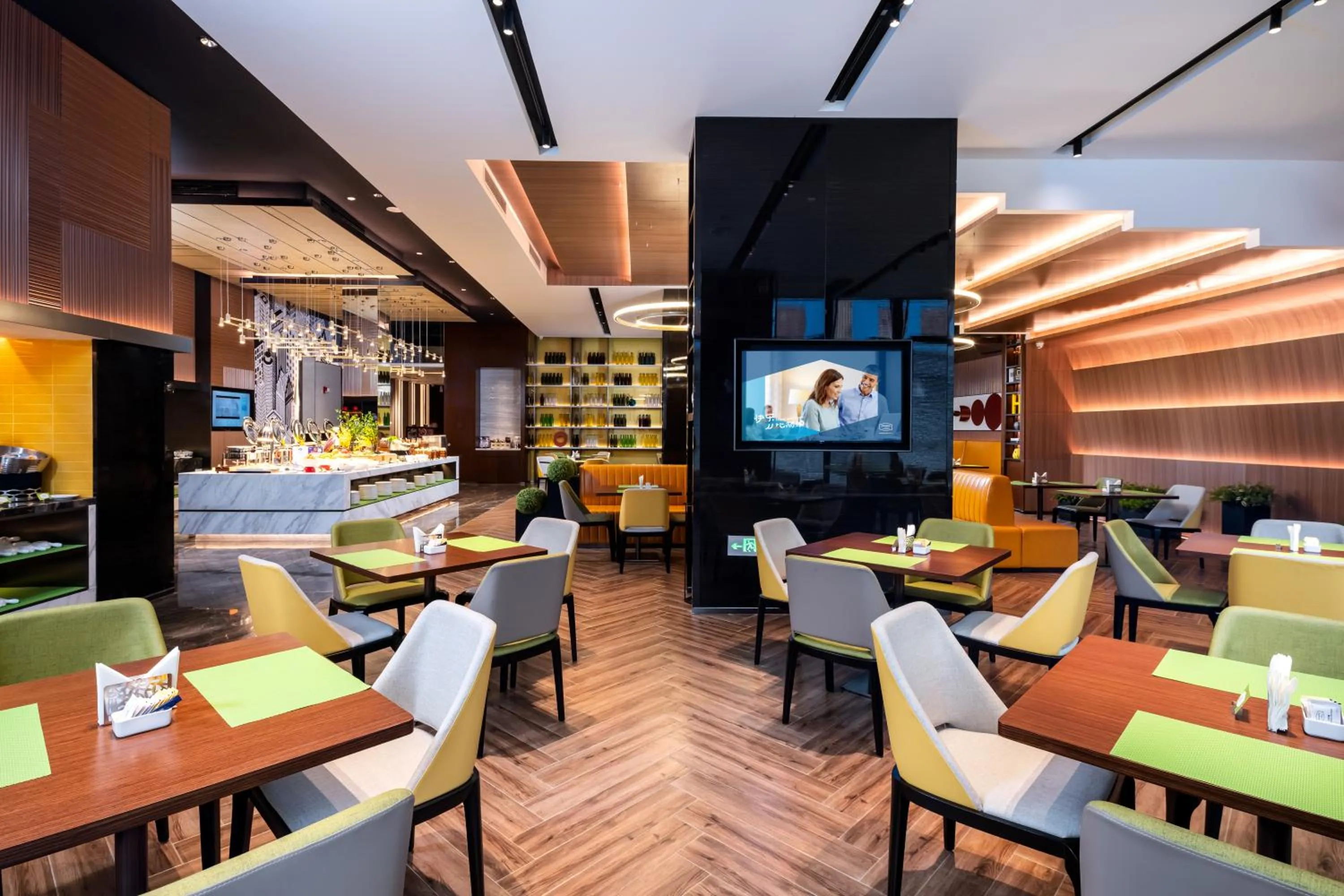 Restaurant/places to eat in Hampton by Hilton Beijing West Railway Station Lize Business District