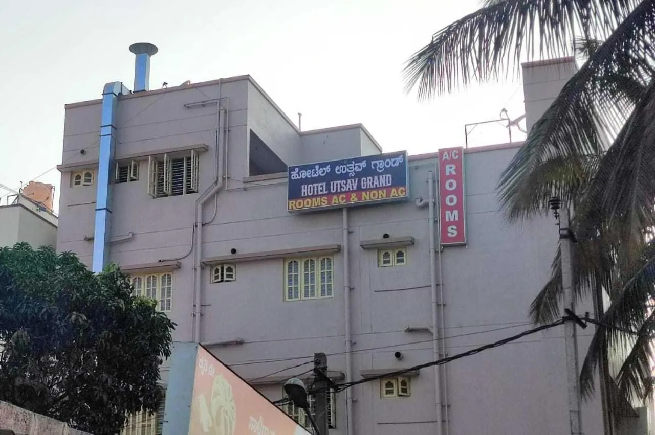 Facade/entrance in Collection O UTSAV GRAND