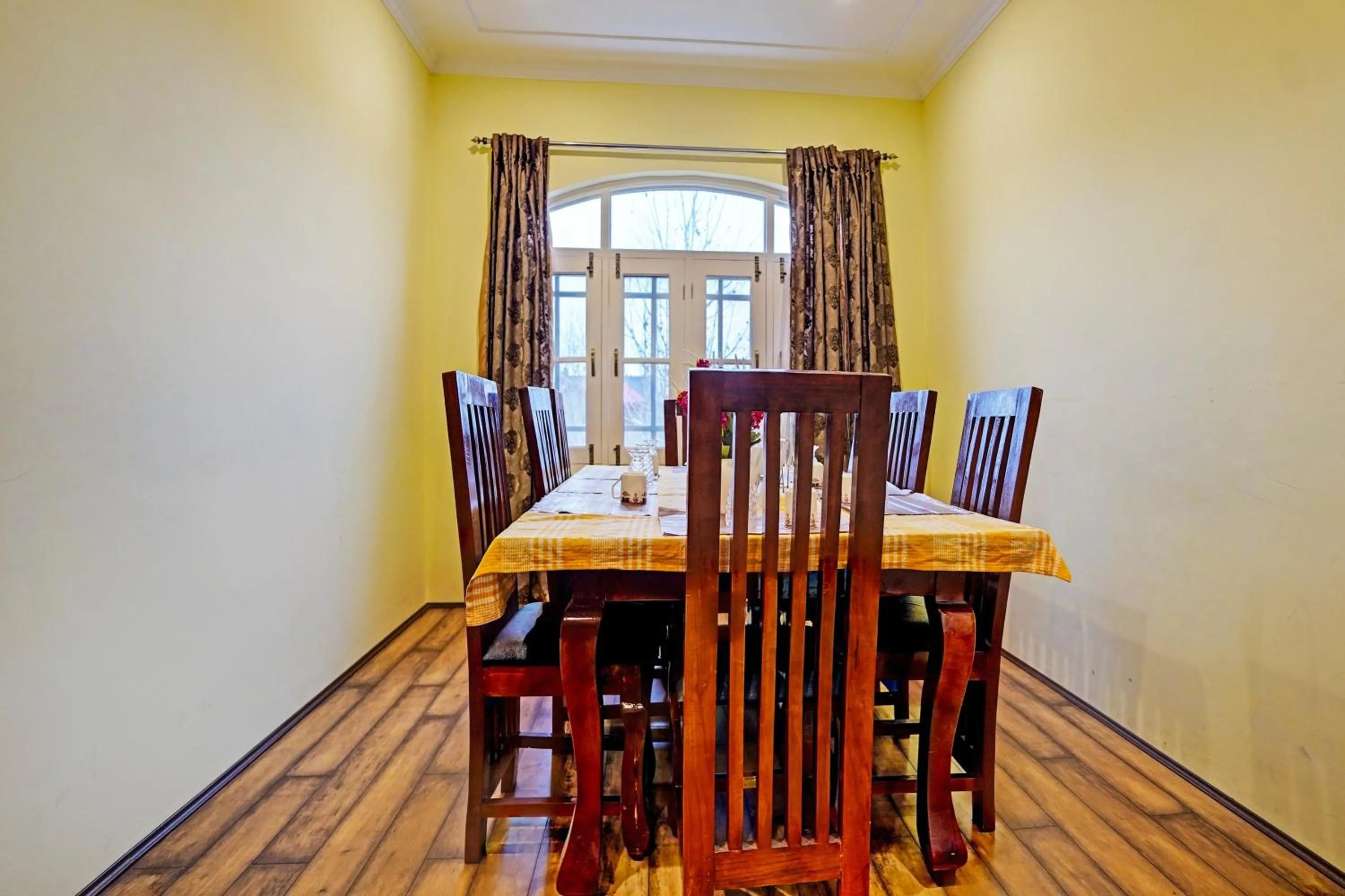 Bedroom in Hotel O Lit Homestay