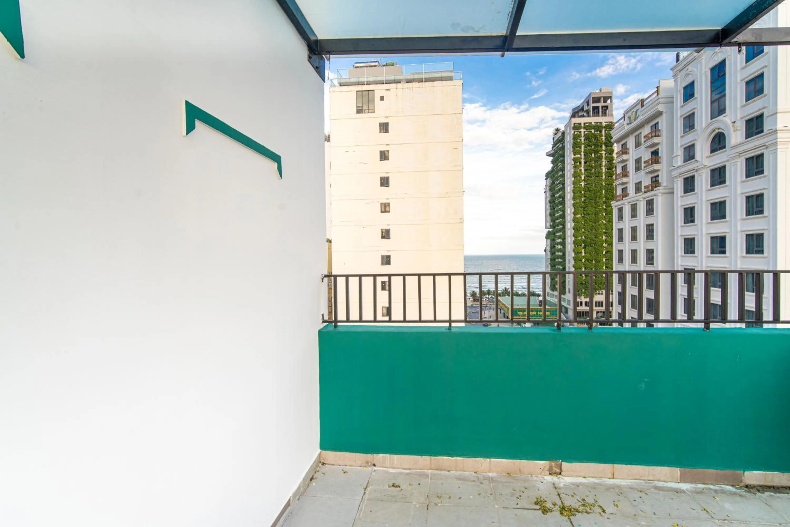 Property building in May Beach Hotel