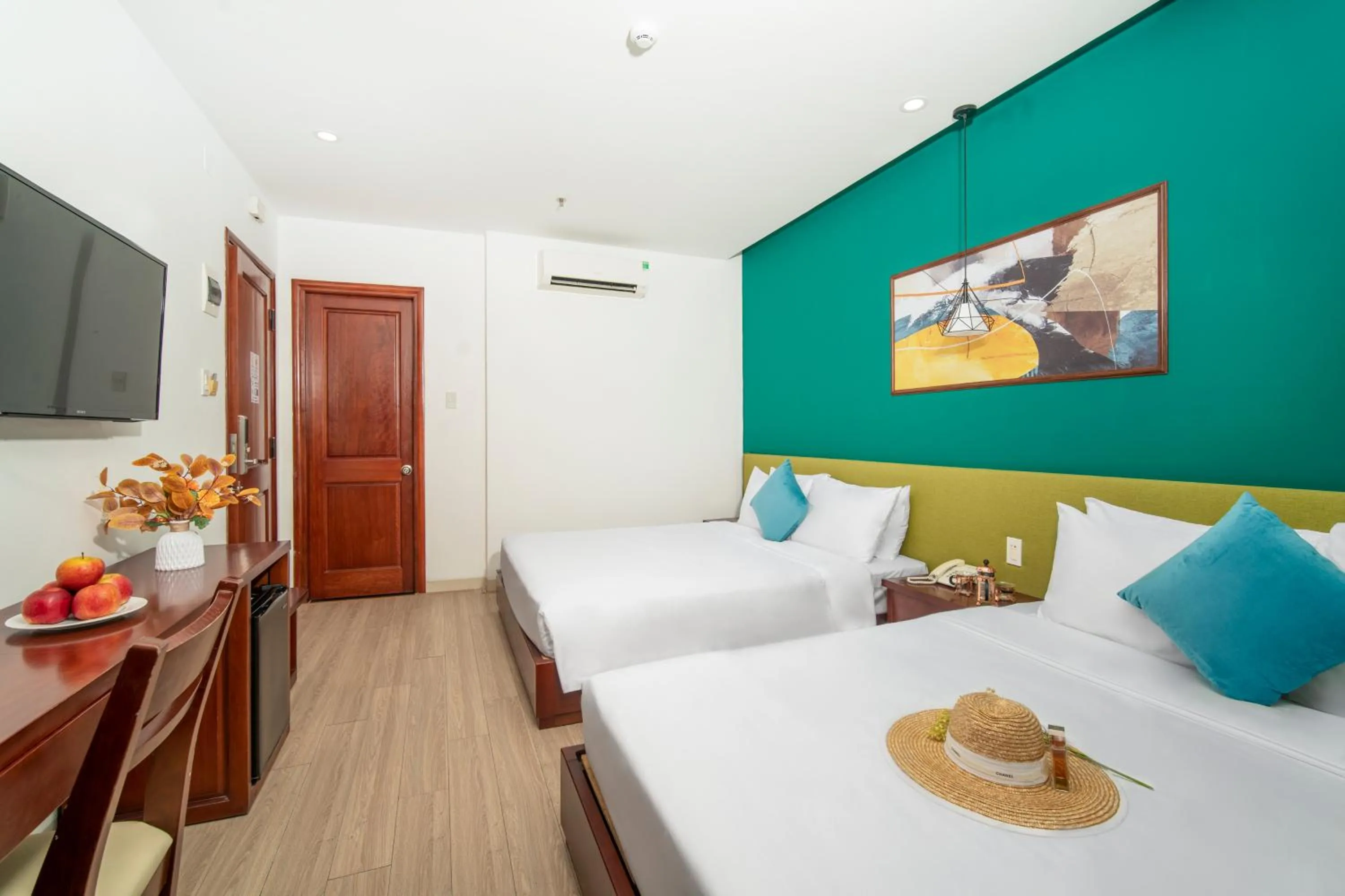 Bed in May Beach Hotel