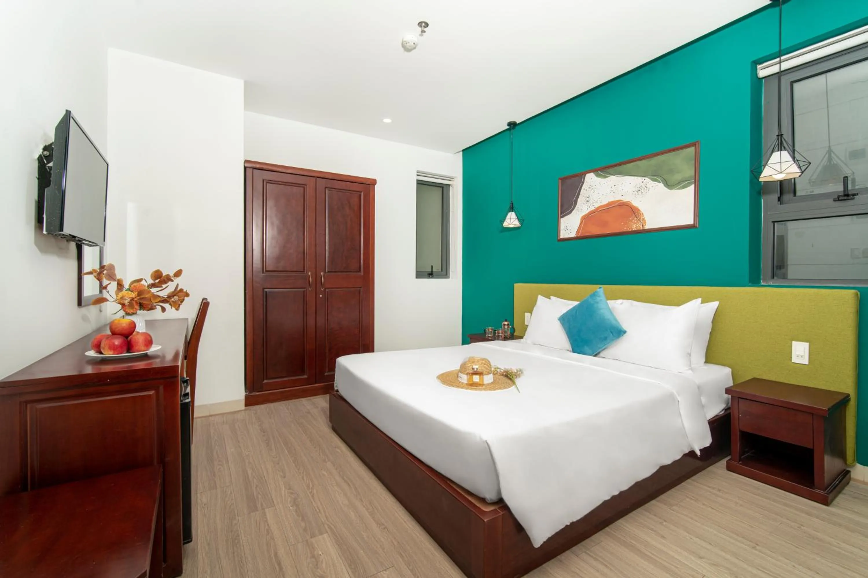 Bed in May Beach Hotel