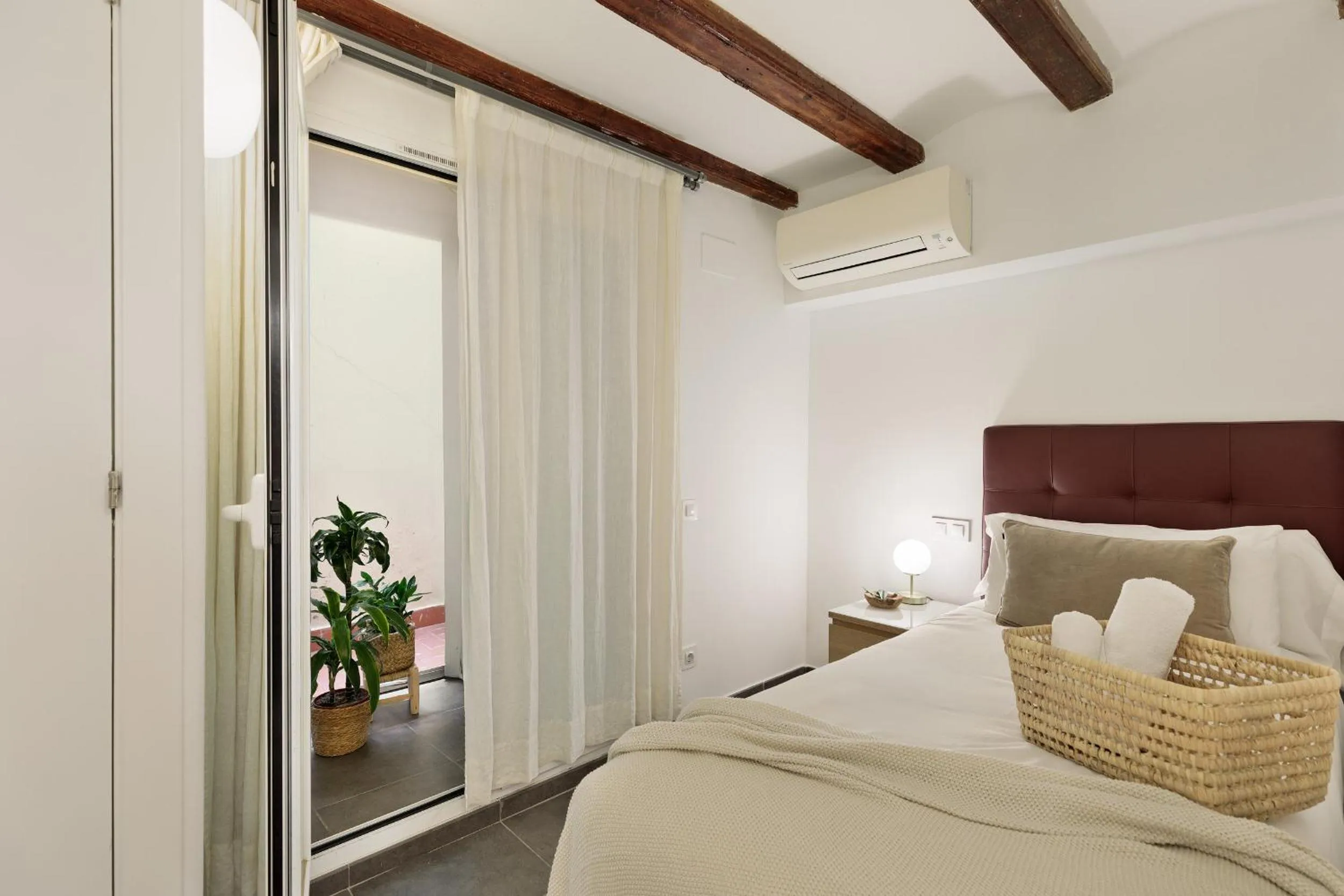 Bed in Ola Living MACBA