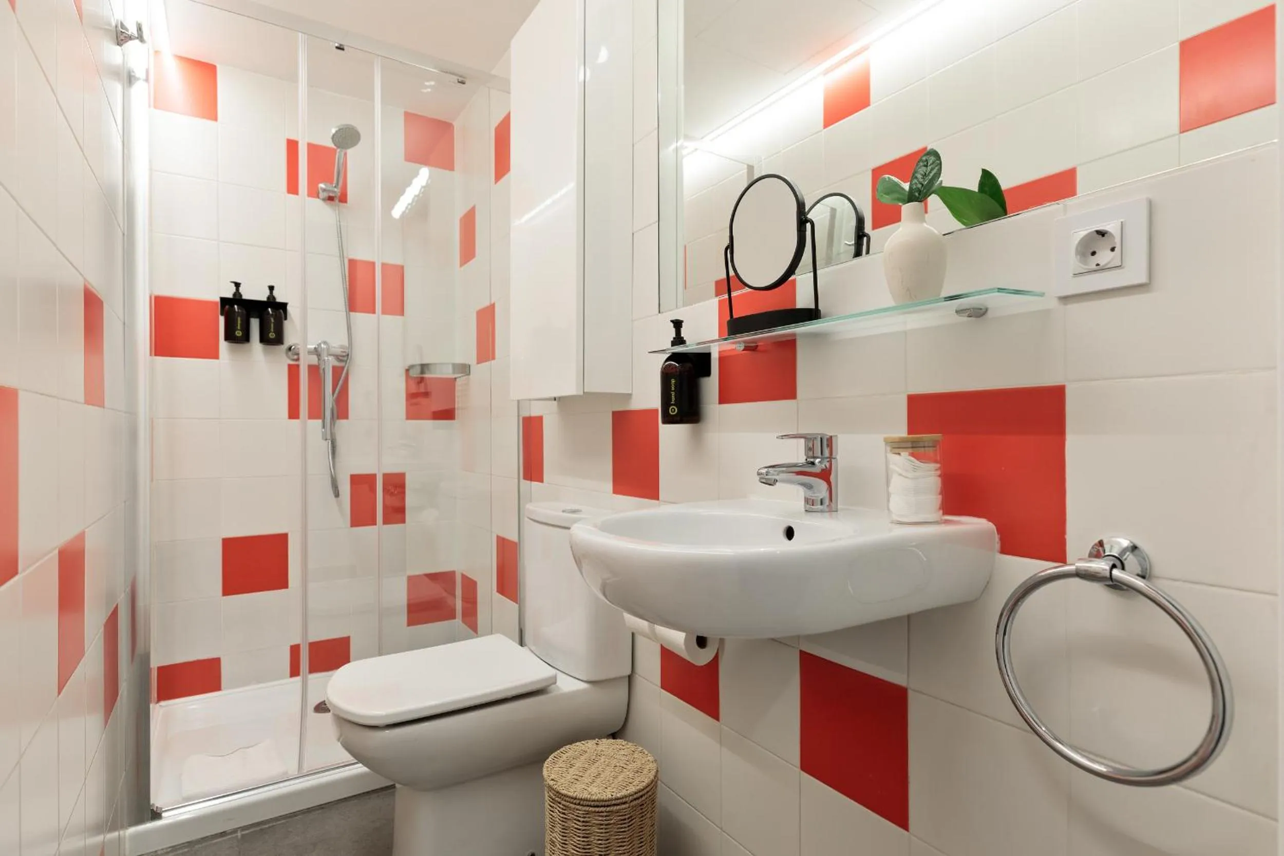 Bathroom in Ola Living MACBA