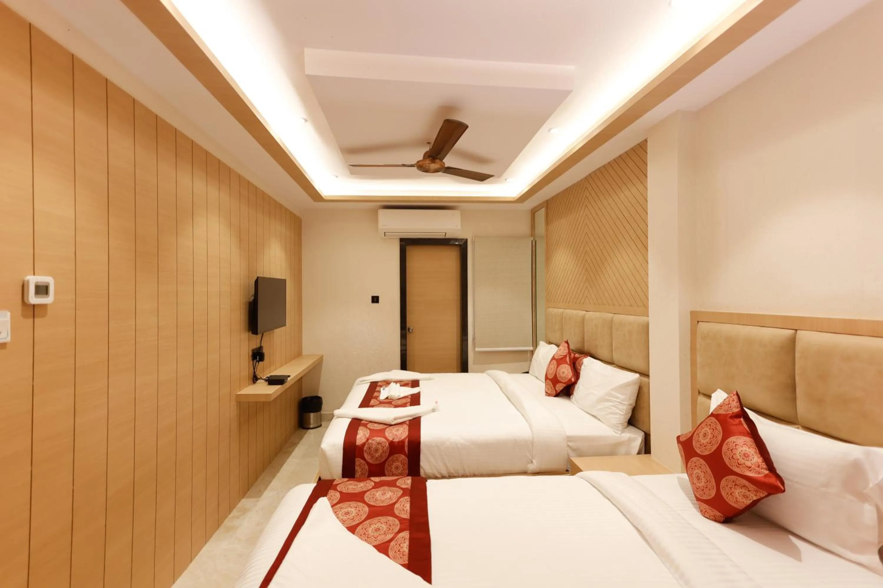 Bedroom in Hotel Sarc Inn