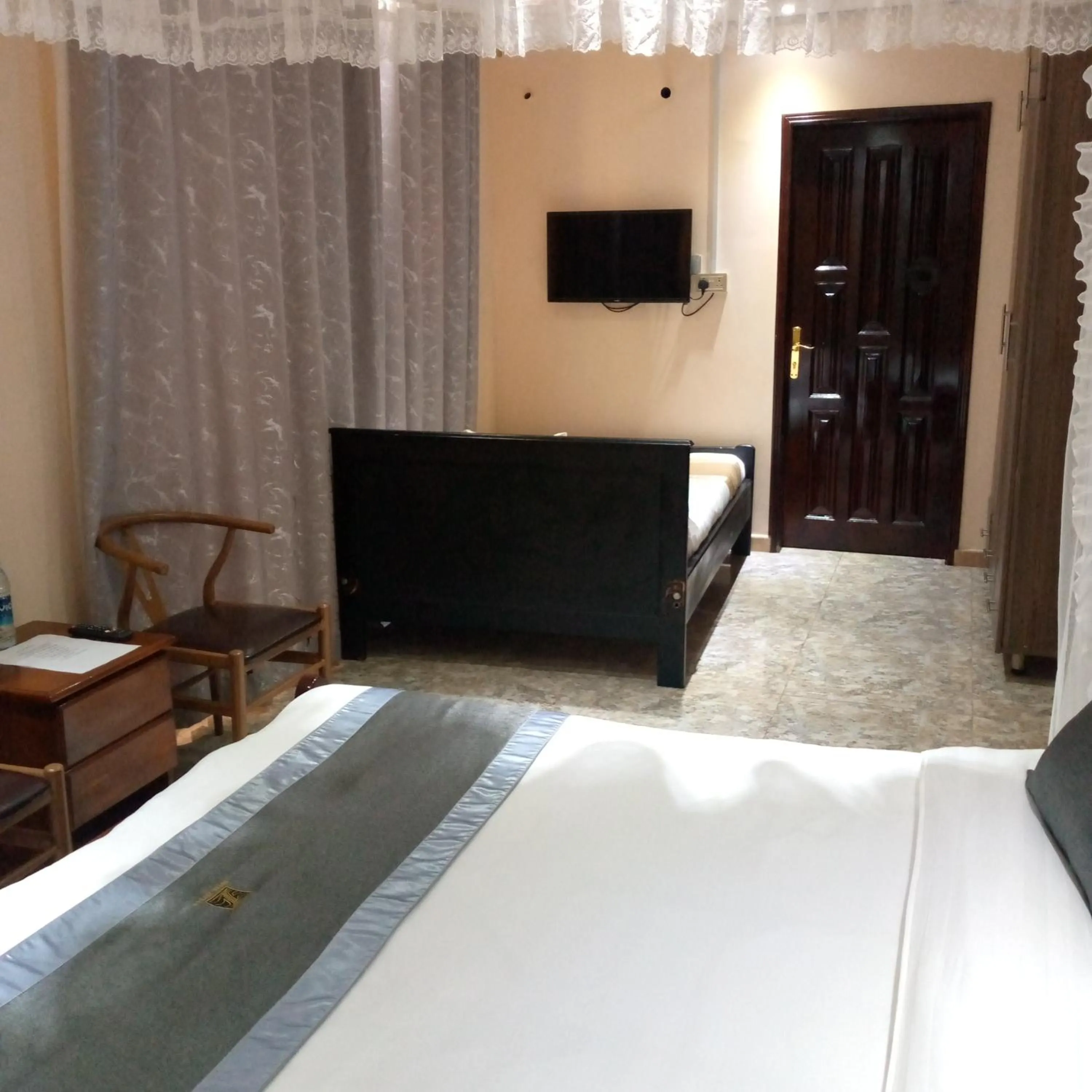 Property building, Bed in HOTEL ZEPTAN