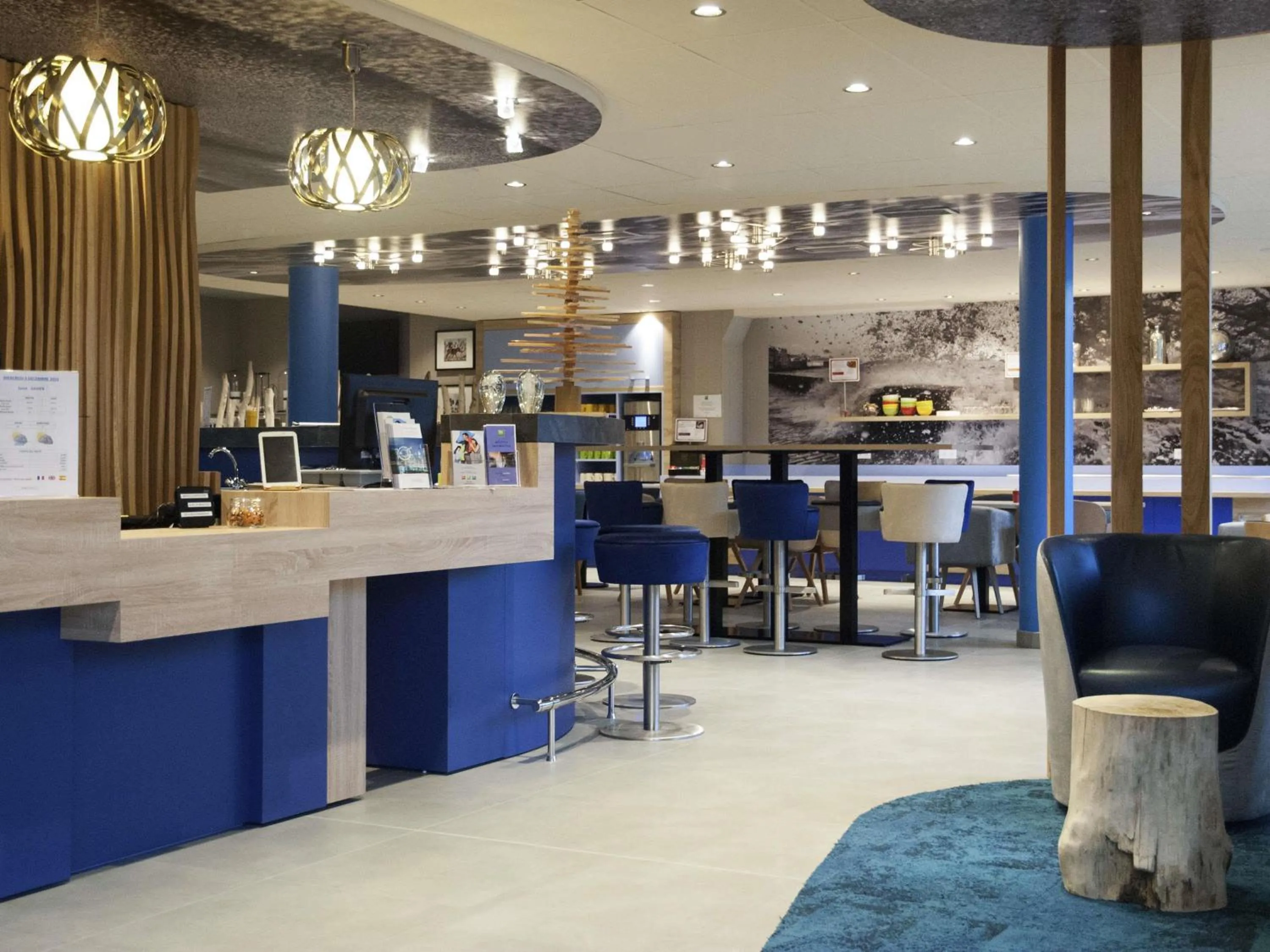 Property building in ibis Styles Saint Malo Port