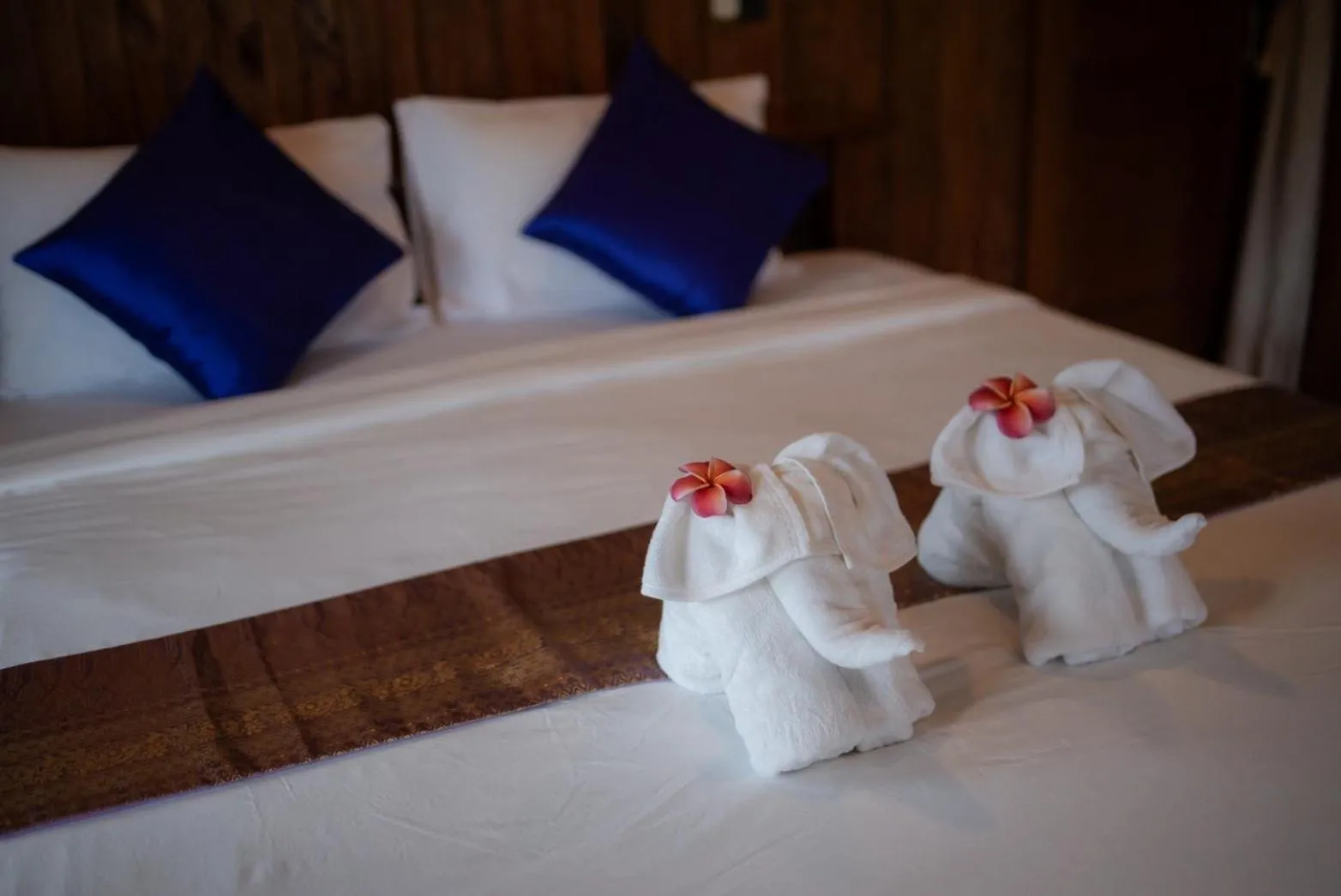 Bed in COCO Canopy Boutique Resort