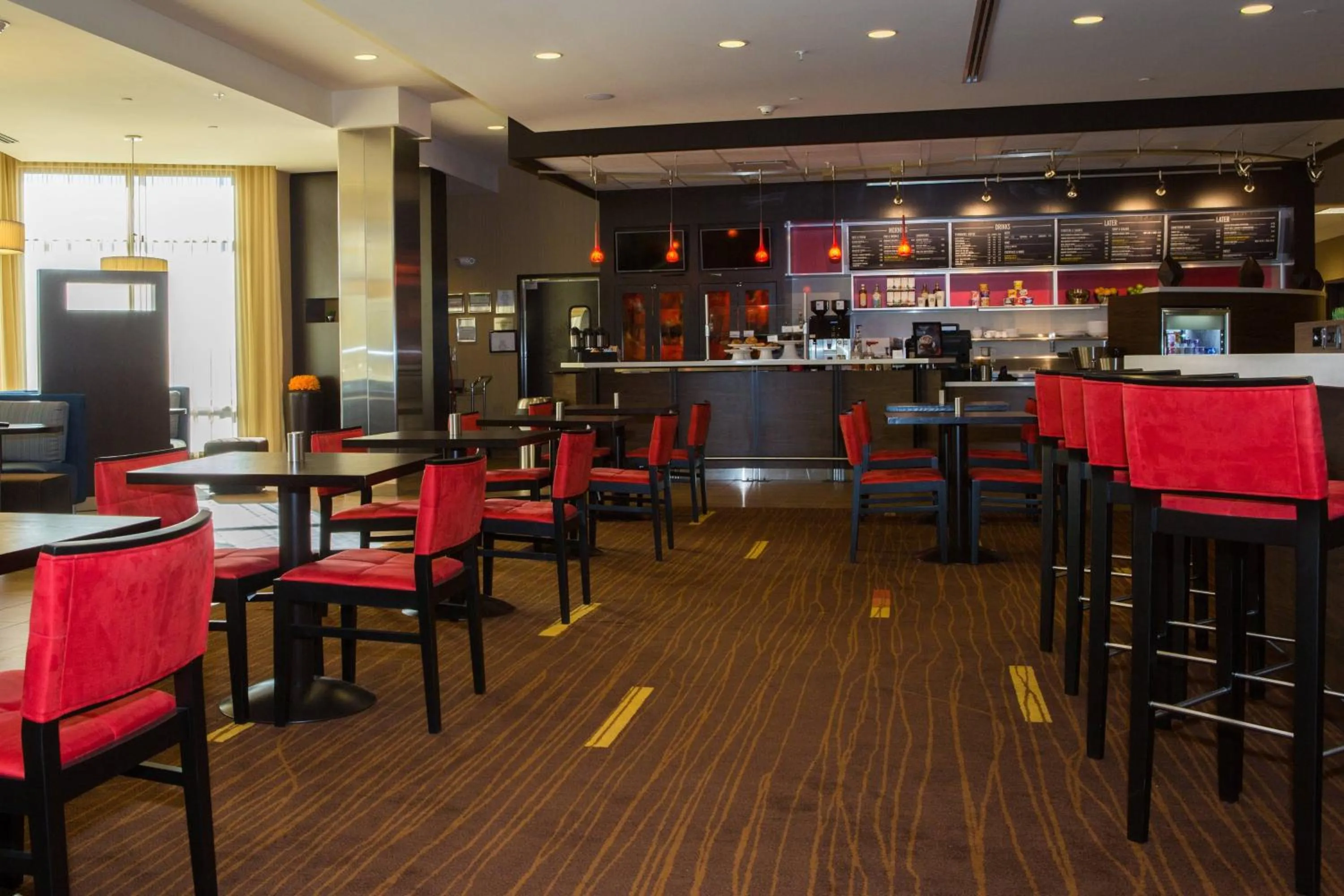 Restaurant/places to eat in Courtyard by Marriott Lubbock Downtown/University Area