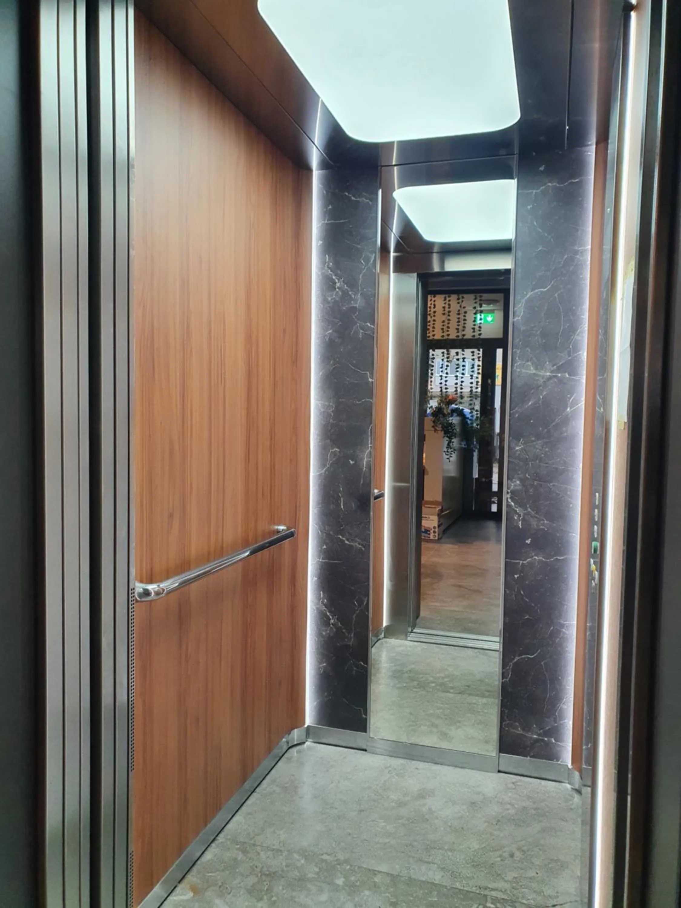 Lobby or reception in Avenue21