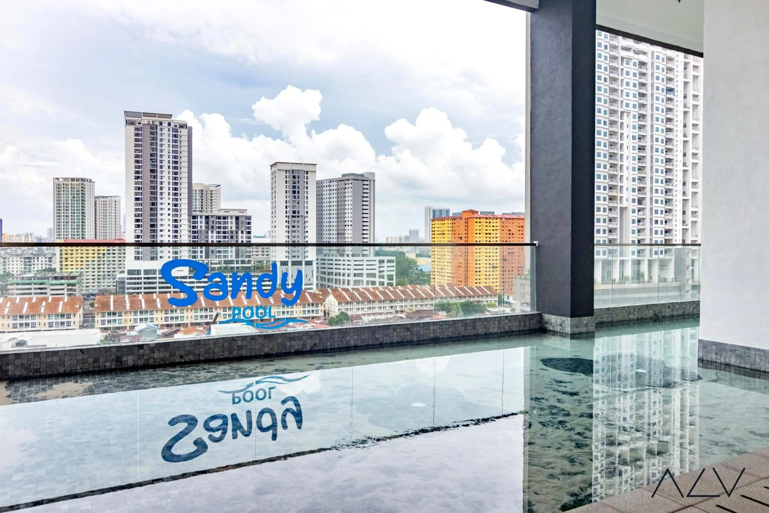 Pool view in Urban Suites, Signature Collection by Stellar ALV