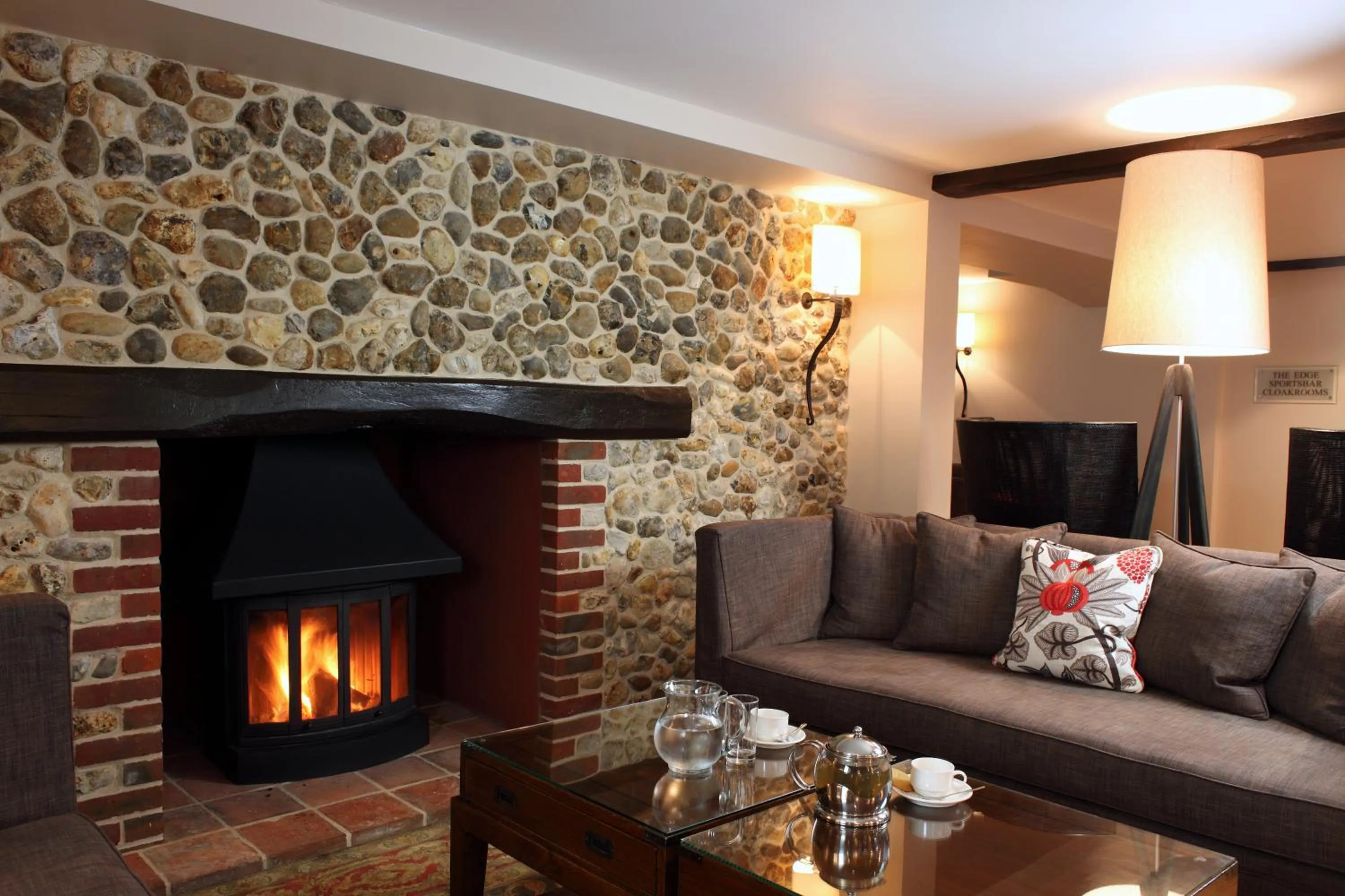 Lounge or bar in Barnham Broom Hotel, Golf & Spa